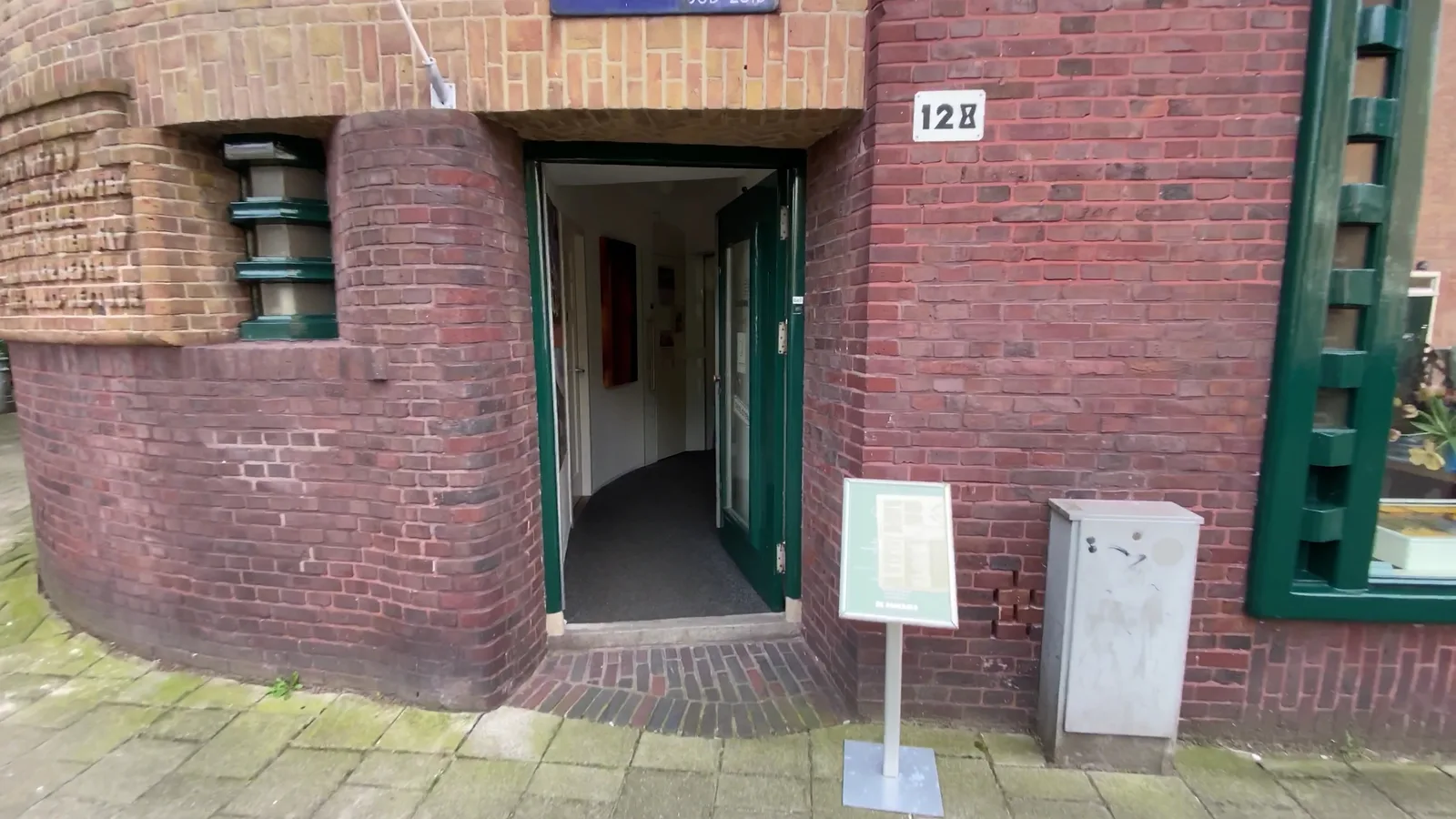 Bezoekerscentrum de Dageraad — culture guide Amsterdam