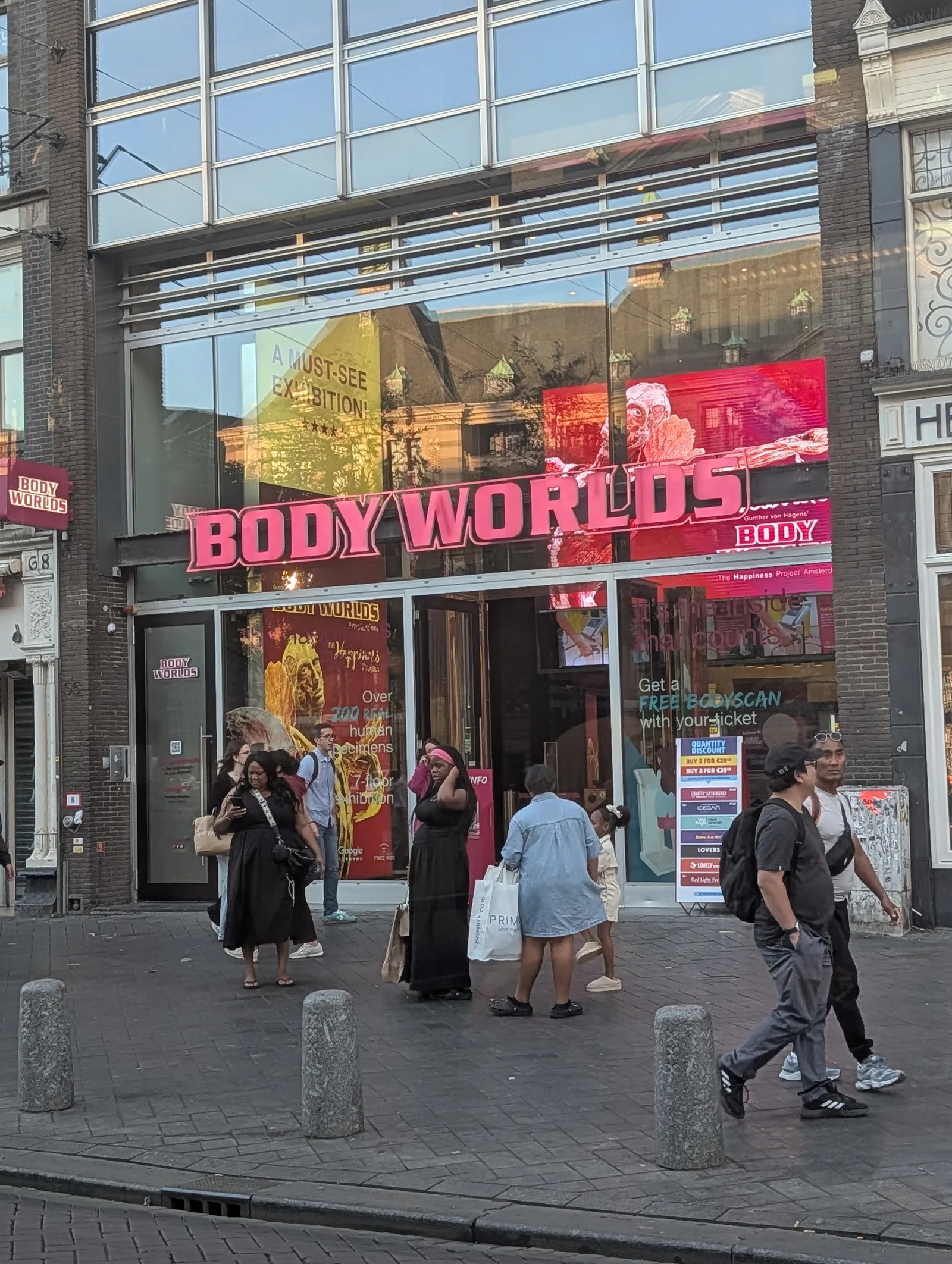 Main view at BODY WORLDS Amsterdam Amsterdam — travel photo