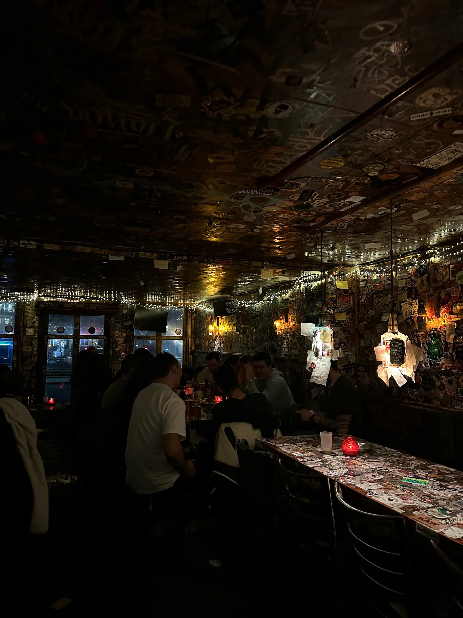 Main view at Café Hill Street Blues Amsterdam — travel photo