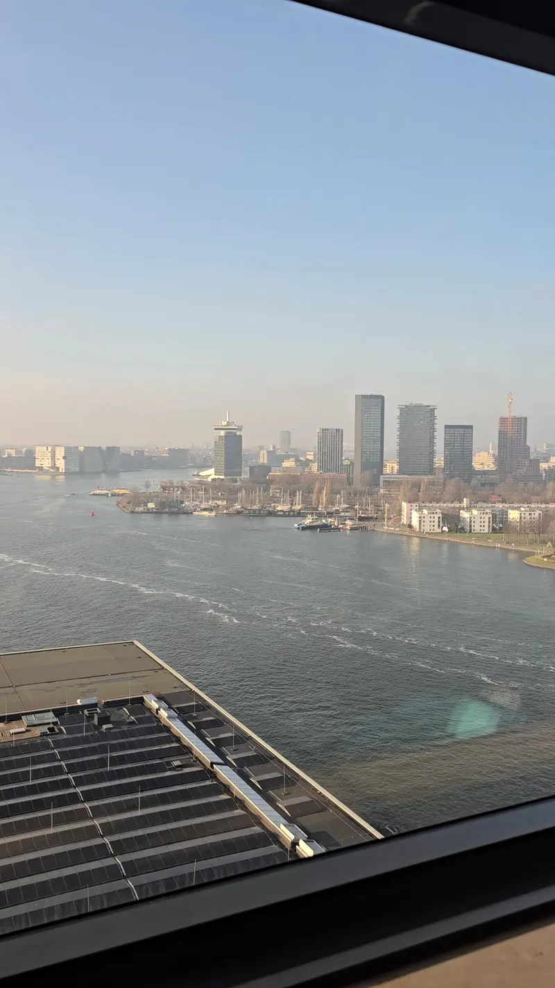 Mövenpick Hotel Amsterdam City Centre