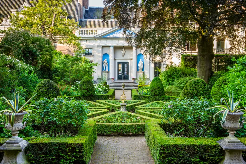 Museum Van Loon — history museum in Amsterdam