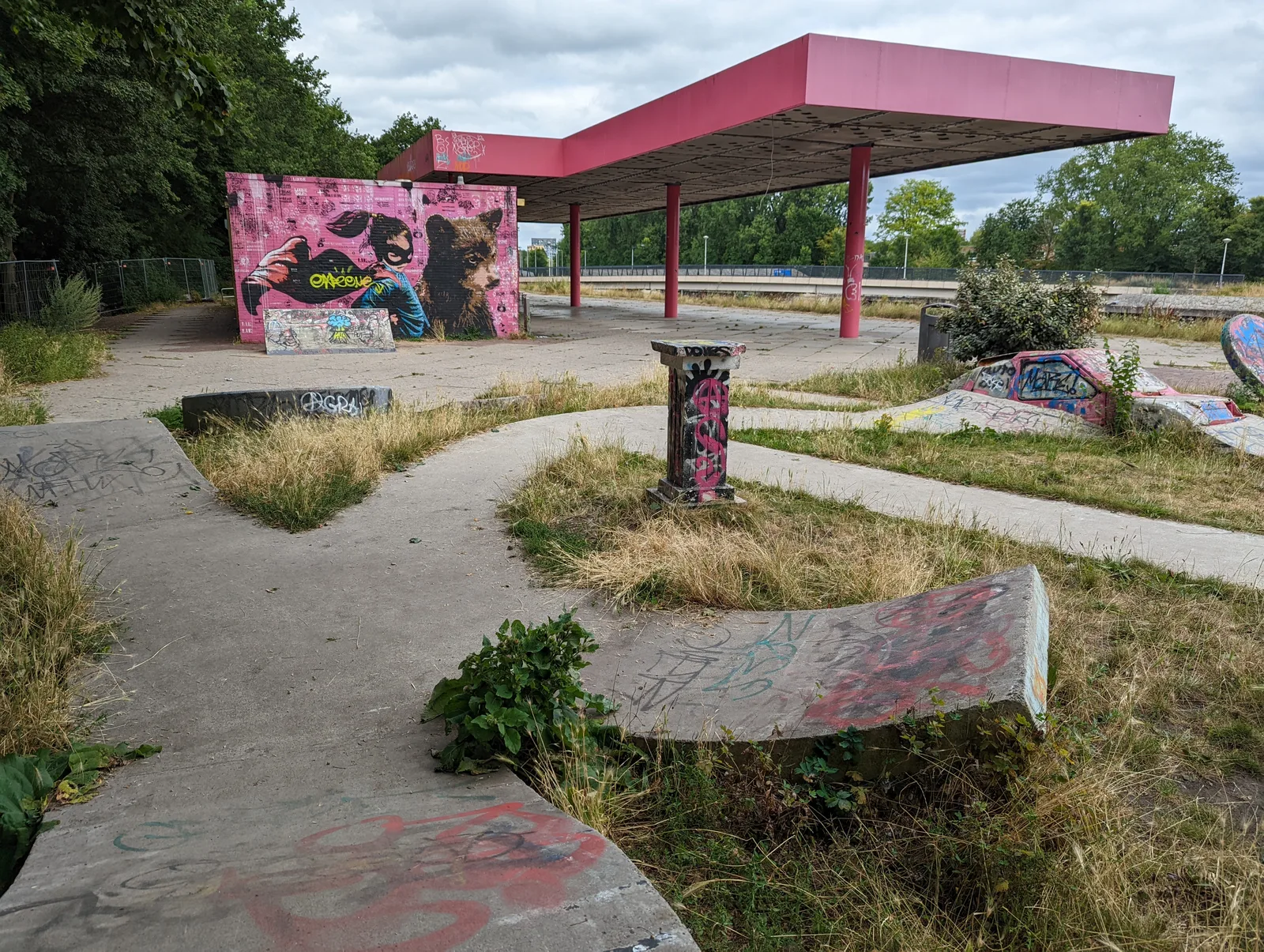 Details at Noorderpark Amsterdam — travel photo