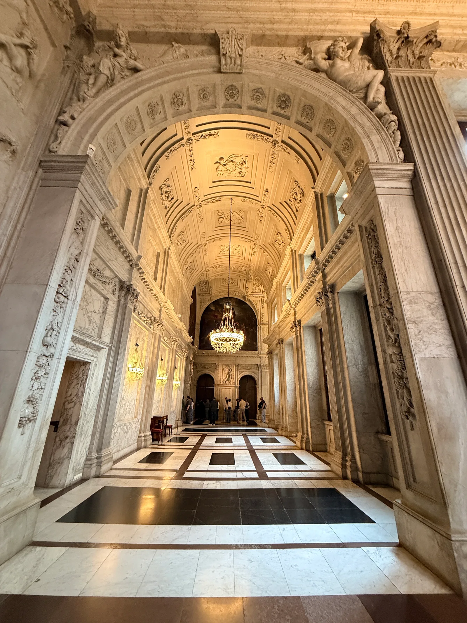 Atmosphere at Royal Palace Amsterdam Amsterdam — travel photo