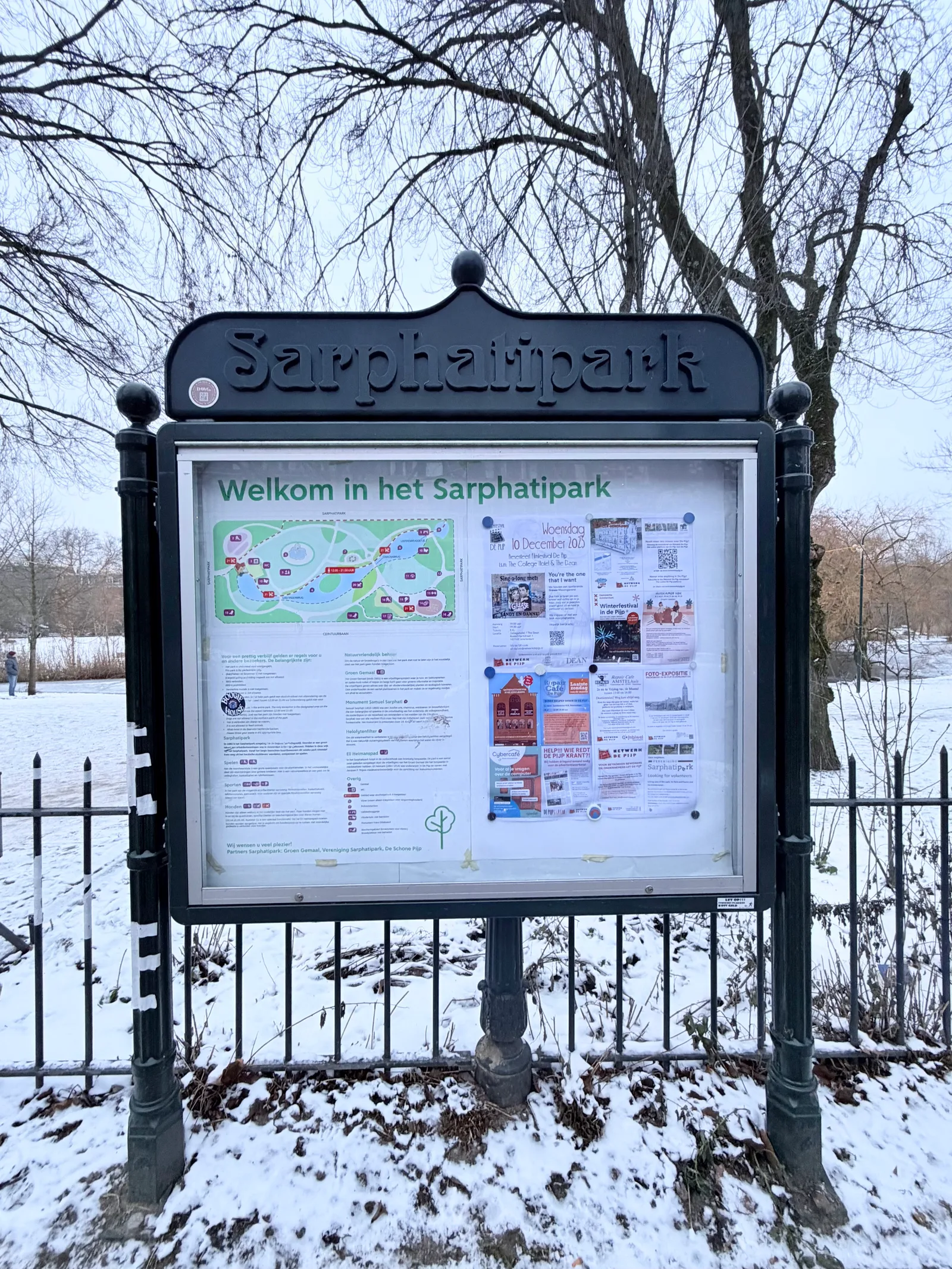 Atmosphere at Sarphatipark Amsterdam — travel photo