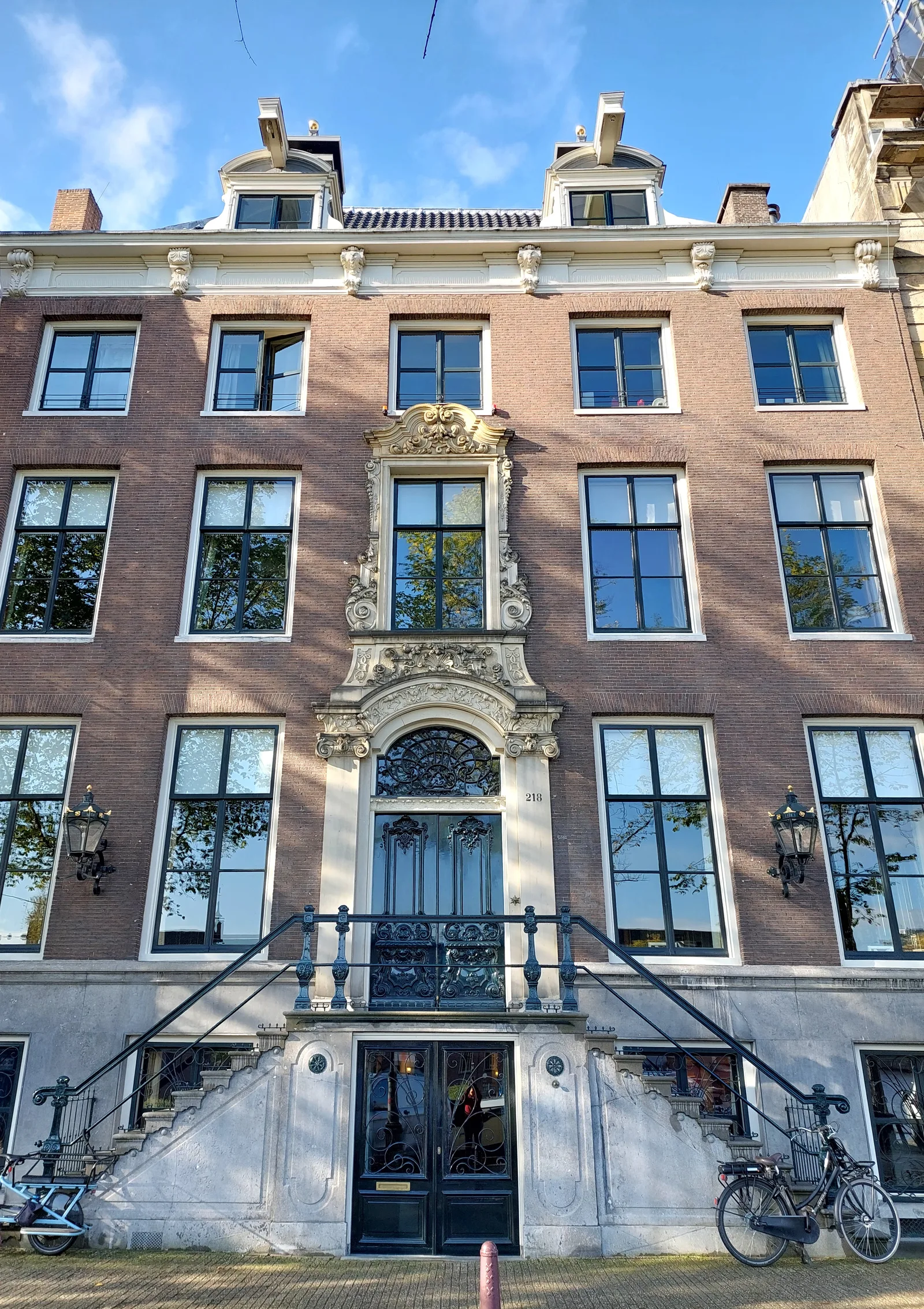 Six Collection — culture guide Amsterdam