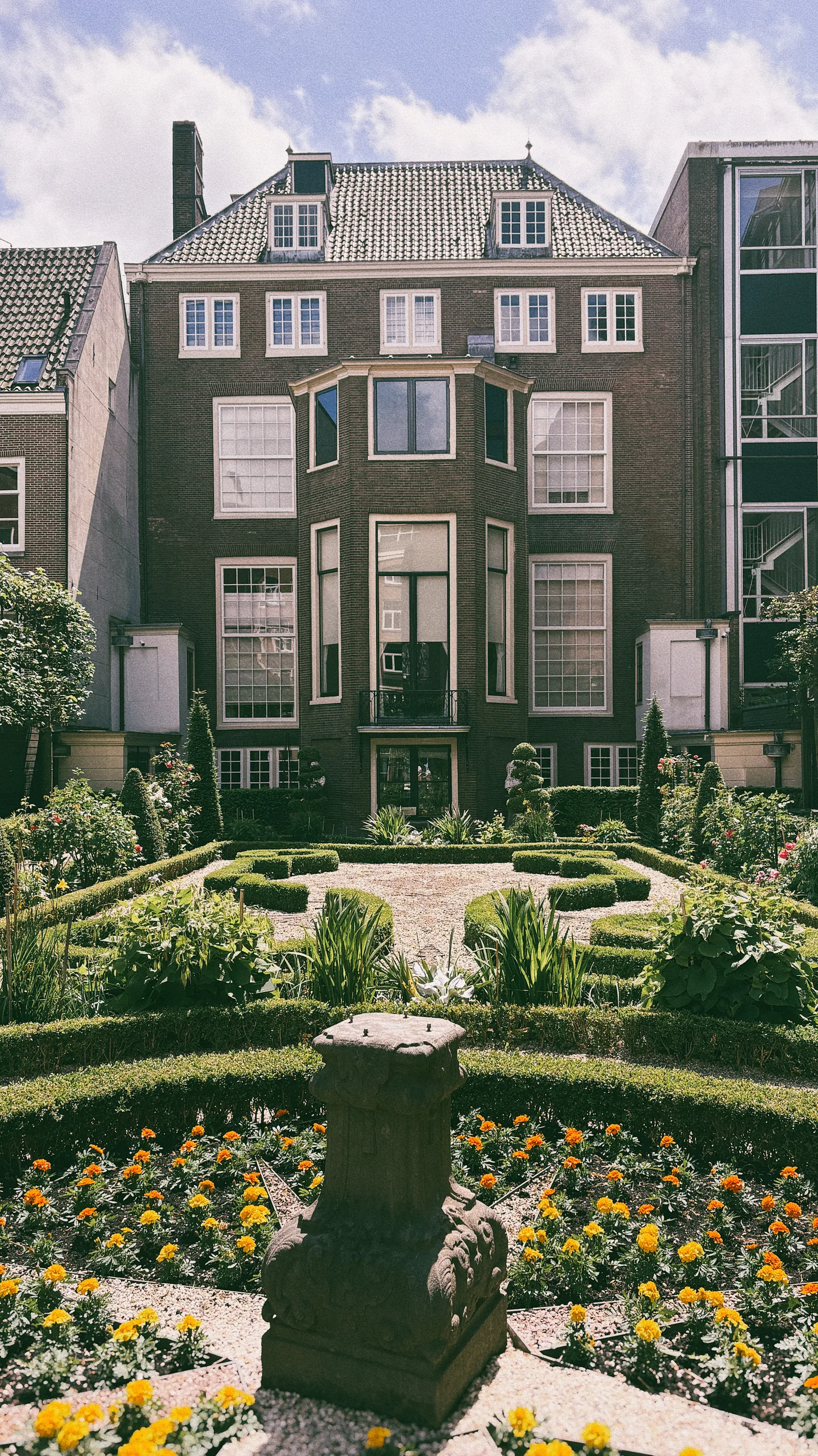 Main view at Willet-Holthuysen House Amsterdam — travel photo