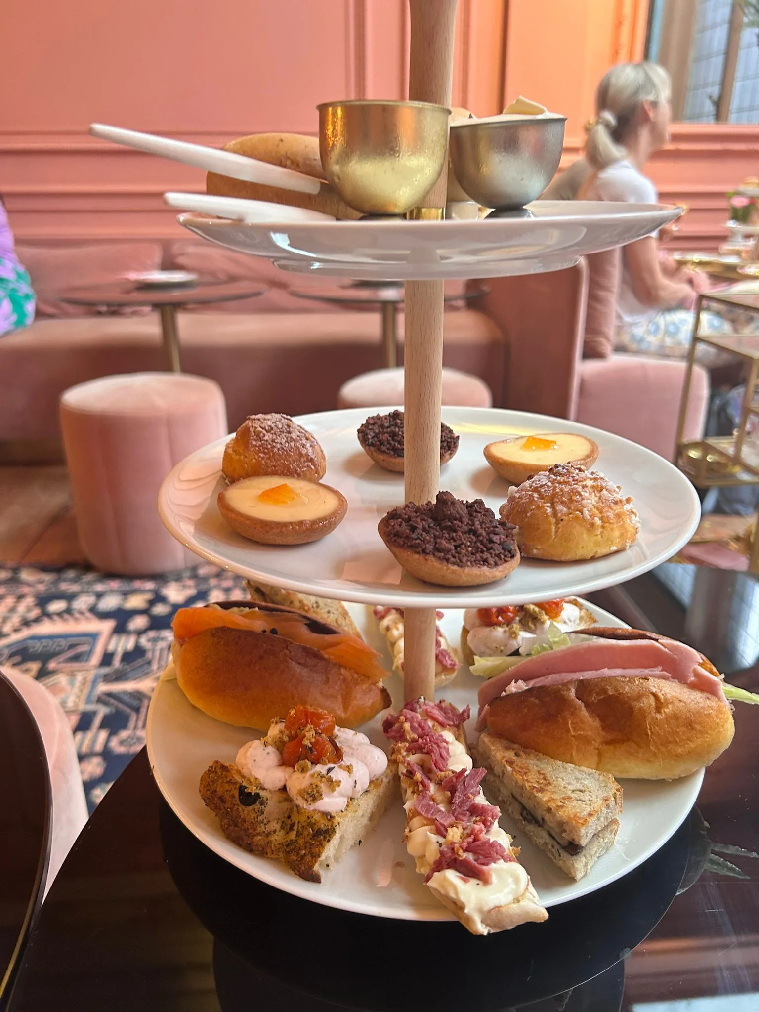 Main view at Domestic Bakkerij & High Tea Antwerp — travel photo