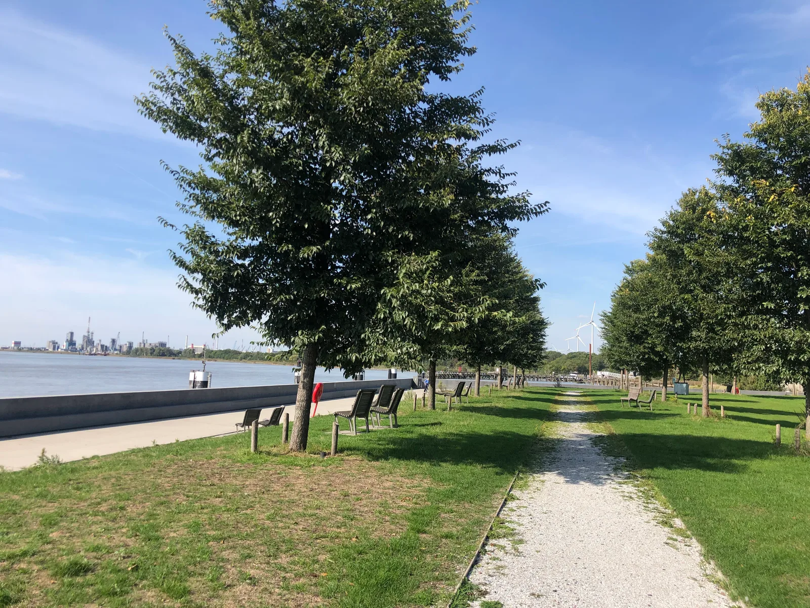 Atmosphere at Droogdokkenpark Antwerp — travel photo