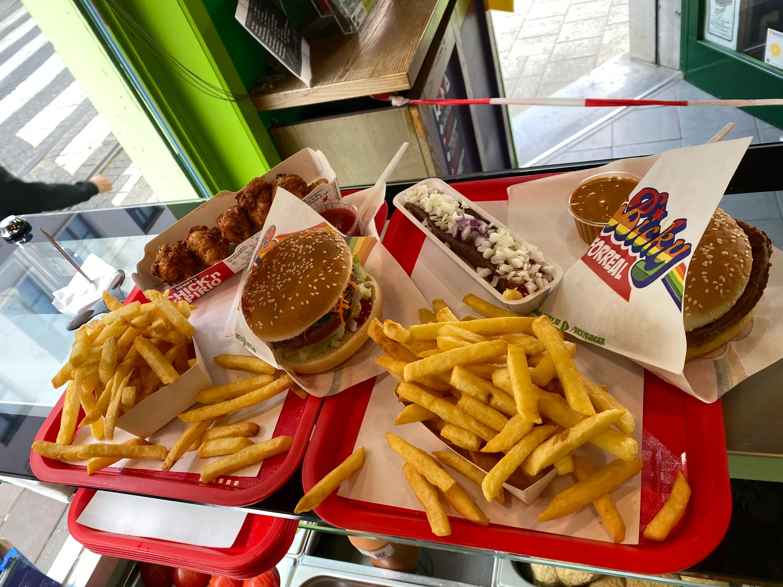 Atmosphere at Frituur DeliBox Antwerp — travel photo