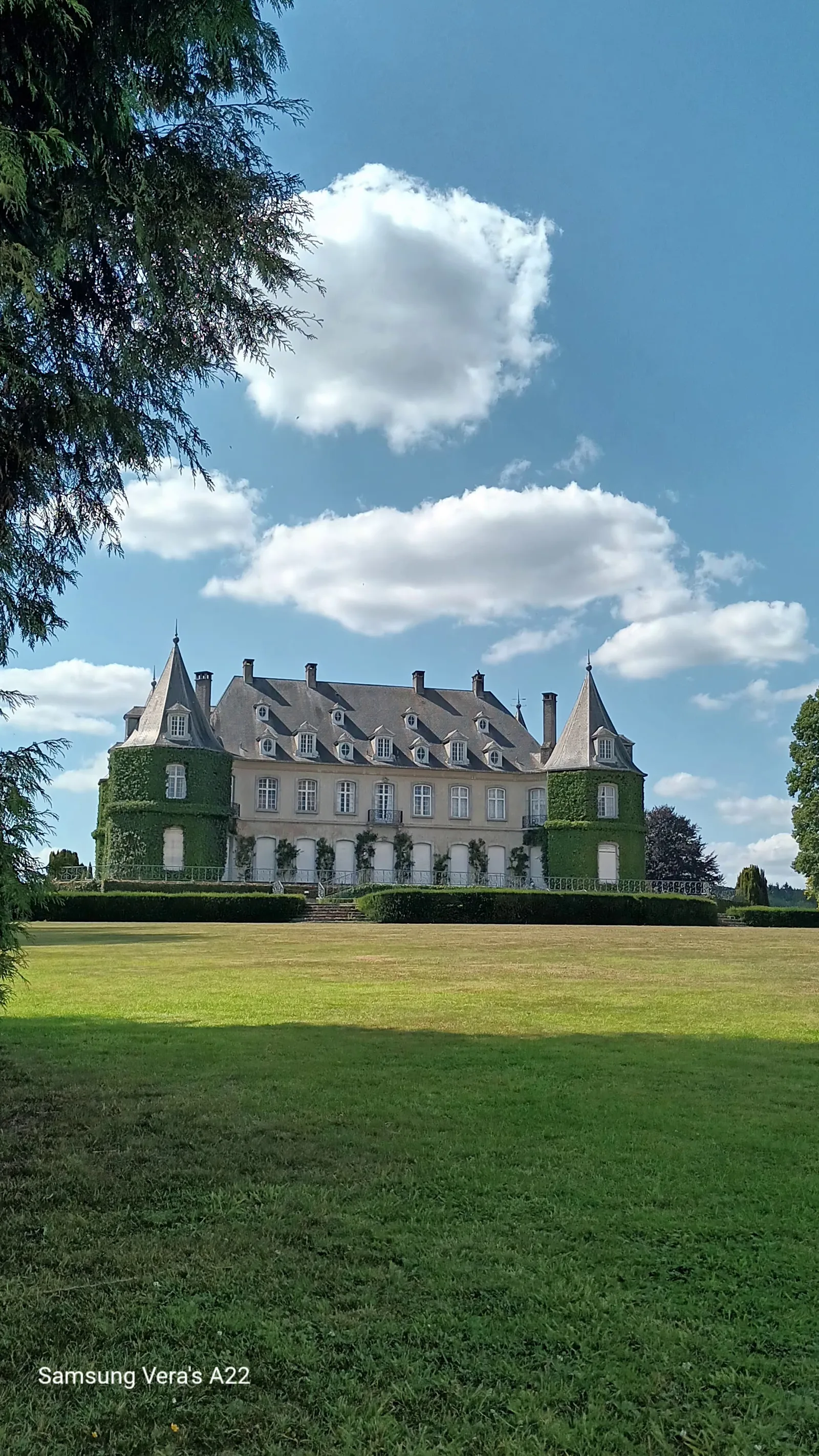 Atmosphere at Kasteel Van Schoten Antwerp — travel photo
