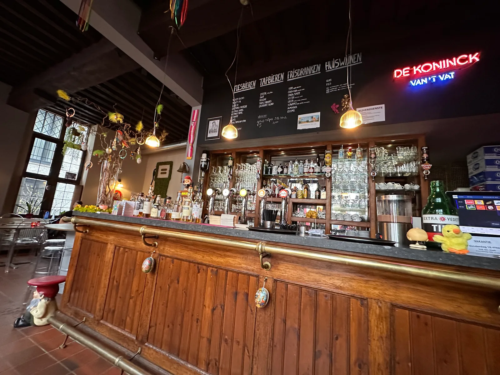 Atmosphere at Refill Antwerp — travel photo