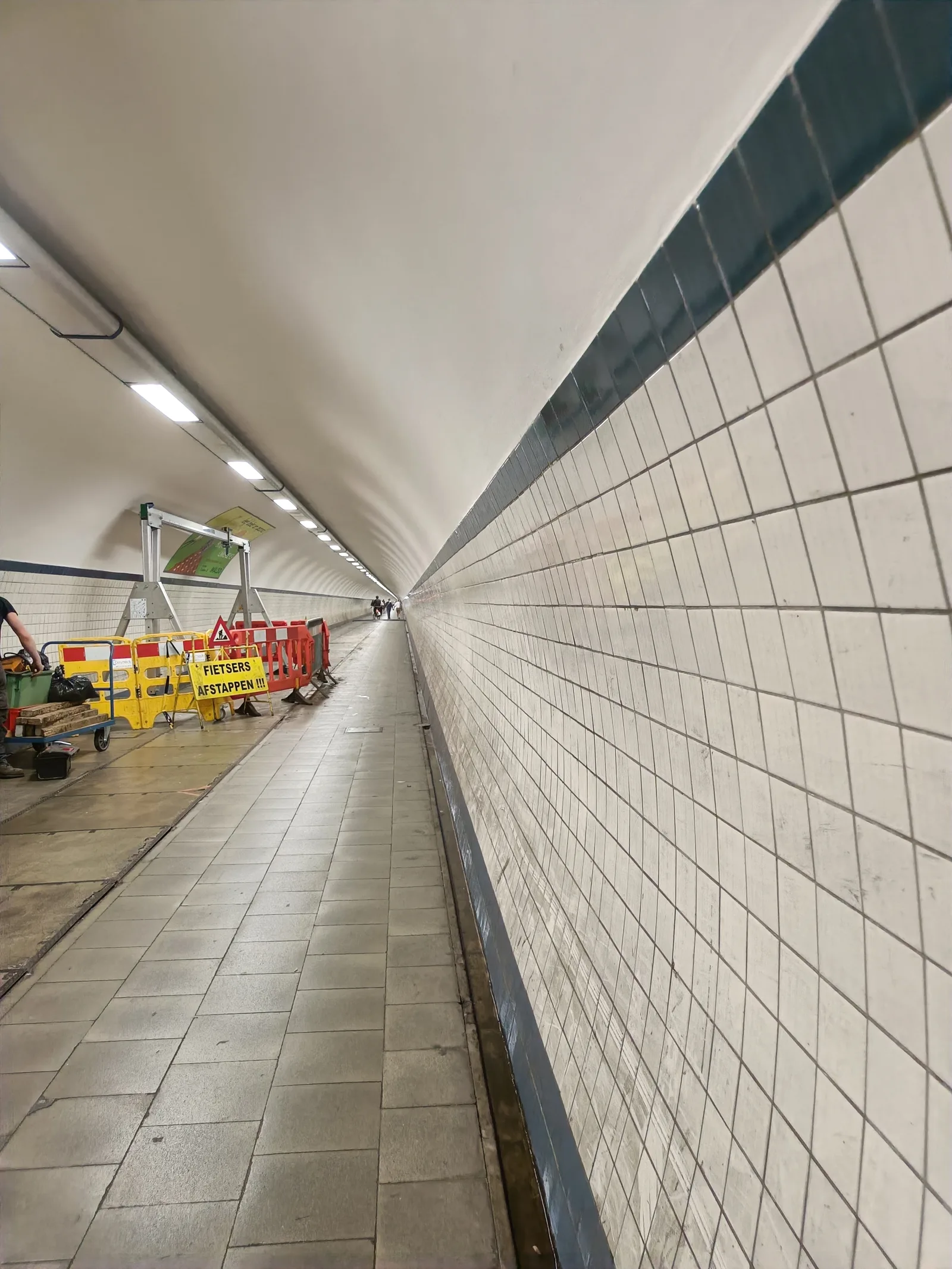 Atmosphere at Sint-Annatunnel naar Linkeroever Antwerp — travel photo