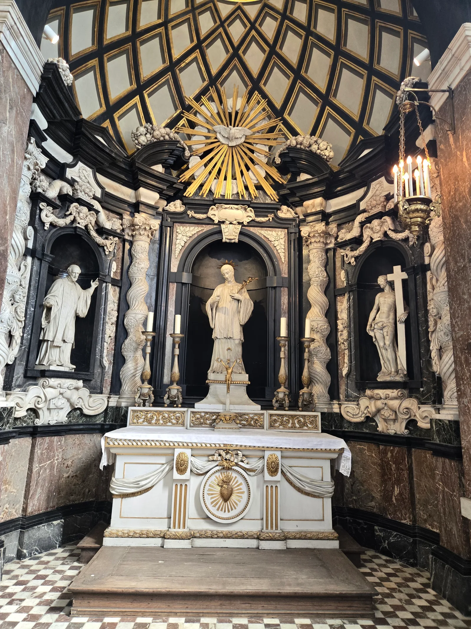 Atmosphere at Sint-Carolus Borromeuskerk Antwerp — travel photo