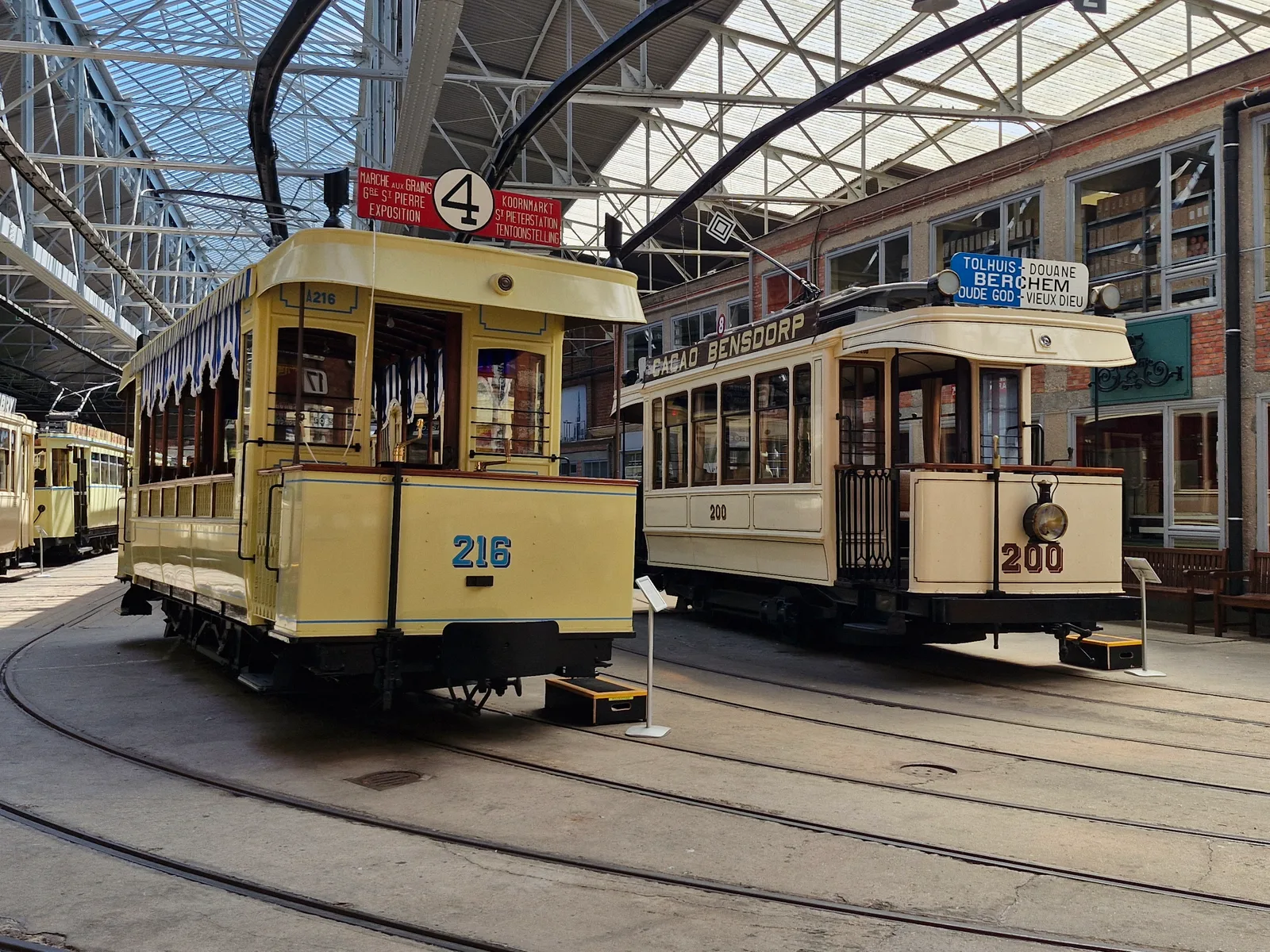 Main view at Vlaams Tram- en Autobusmuseum Antwerp — travel photo
