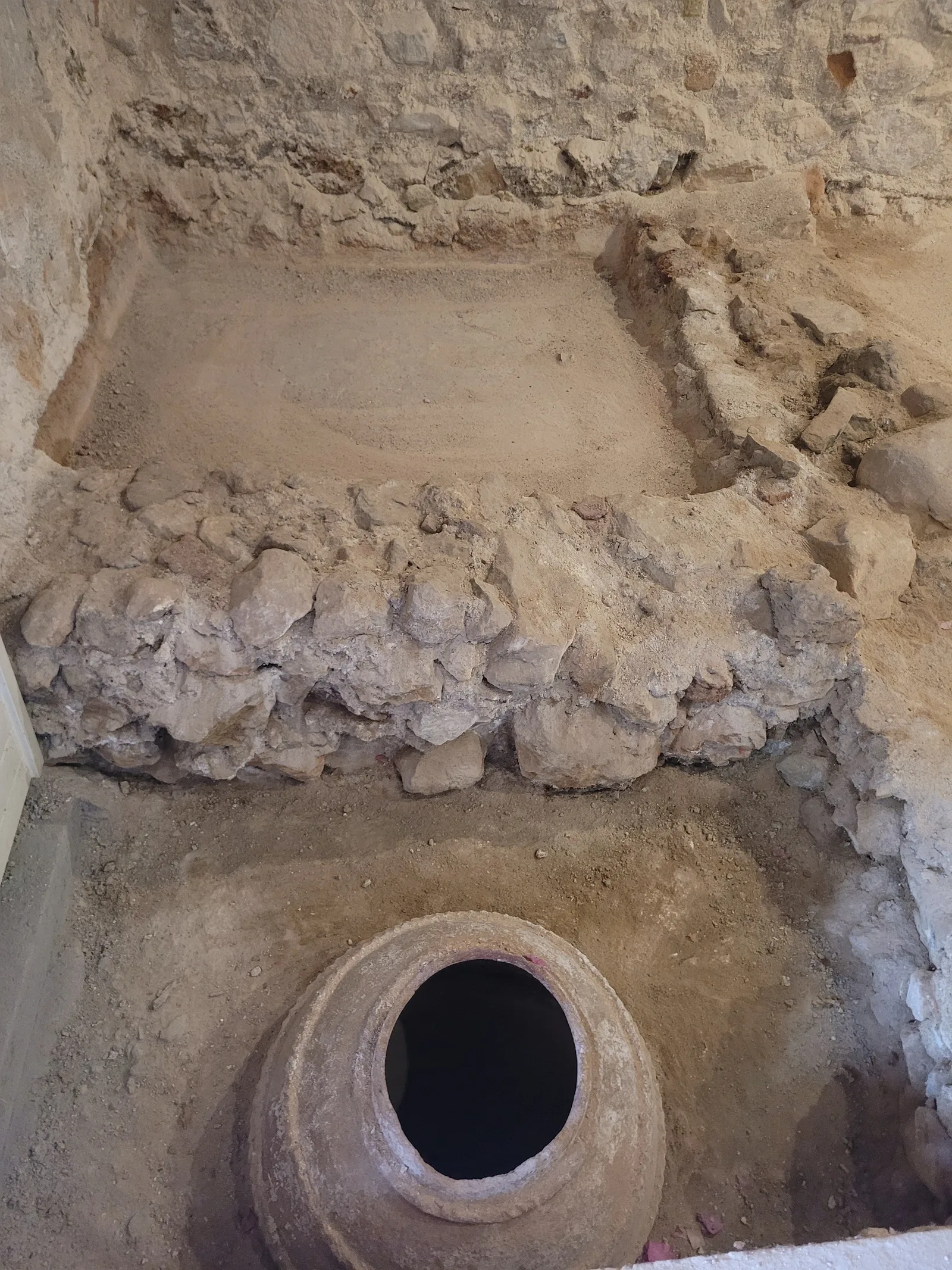 Atmosphere at Benizelos Mansion Athens — travel photo