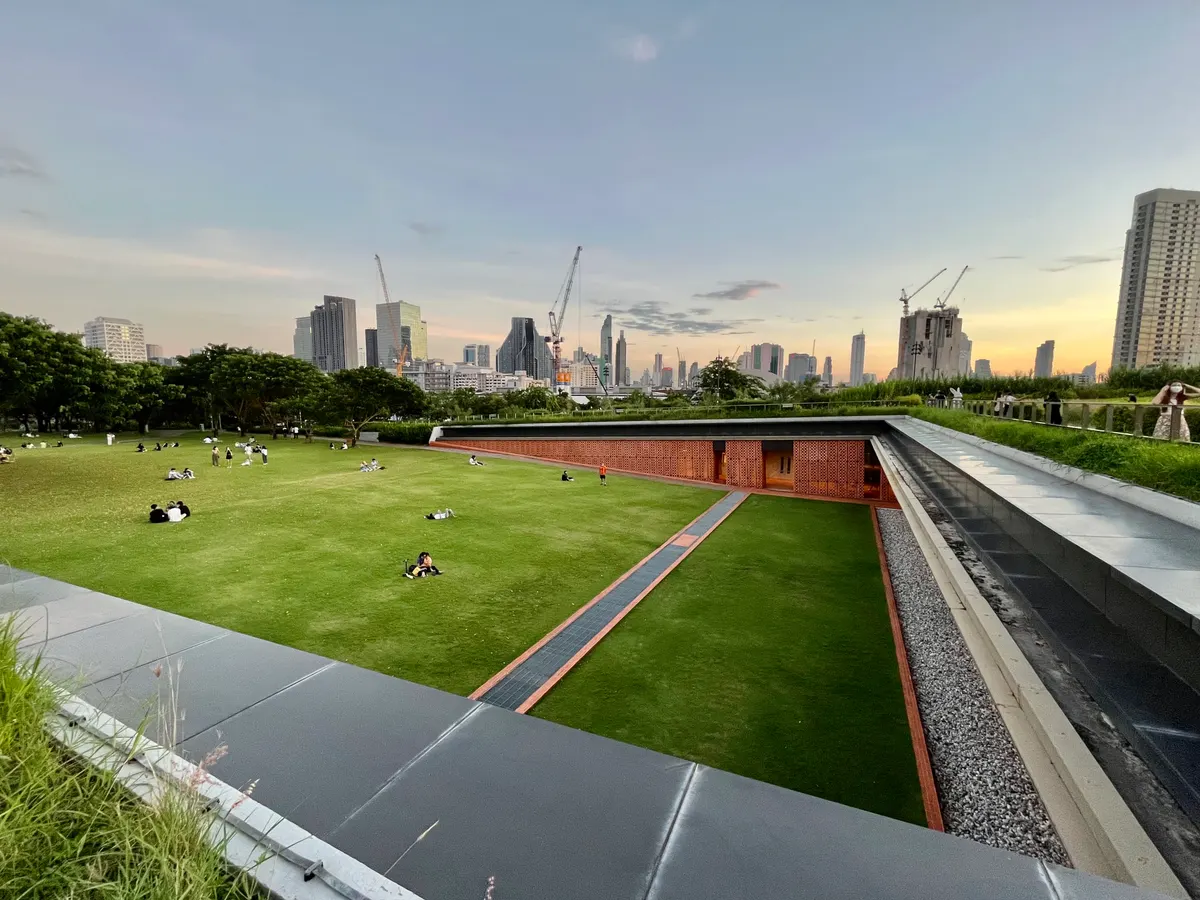 Main view at Chulalongkorn University Centenary Park Bangkok — travel photo