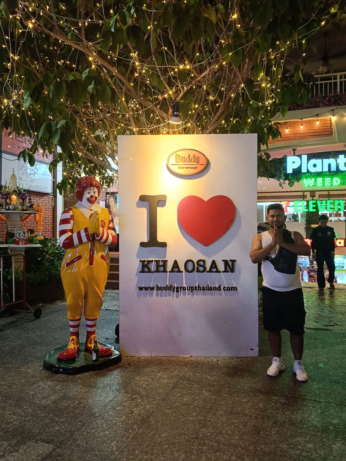 Khao San Road — romantic guide Bangkok