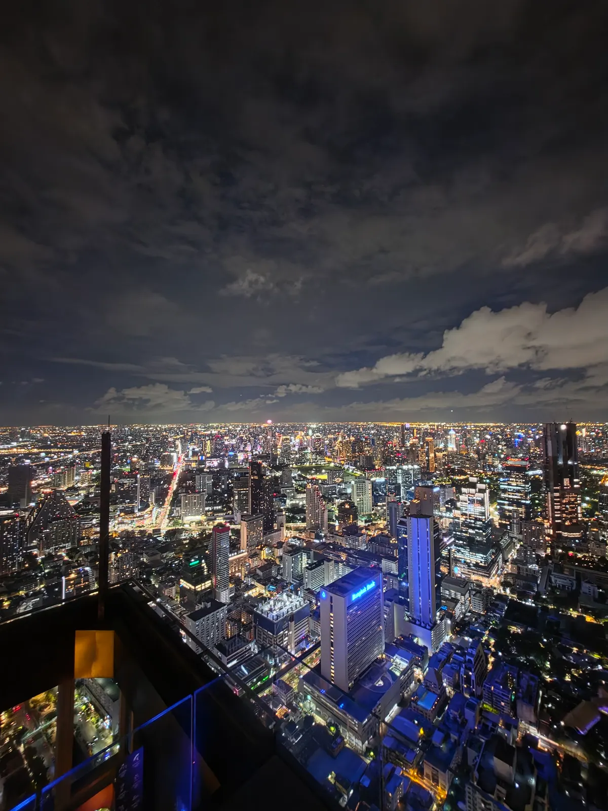 Main view at mahanakhon skywalk Bangkok — travel photo
