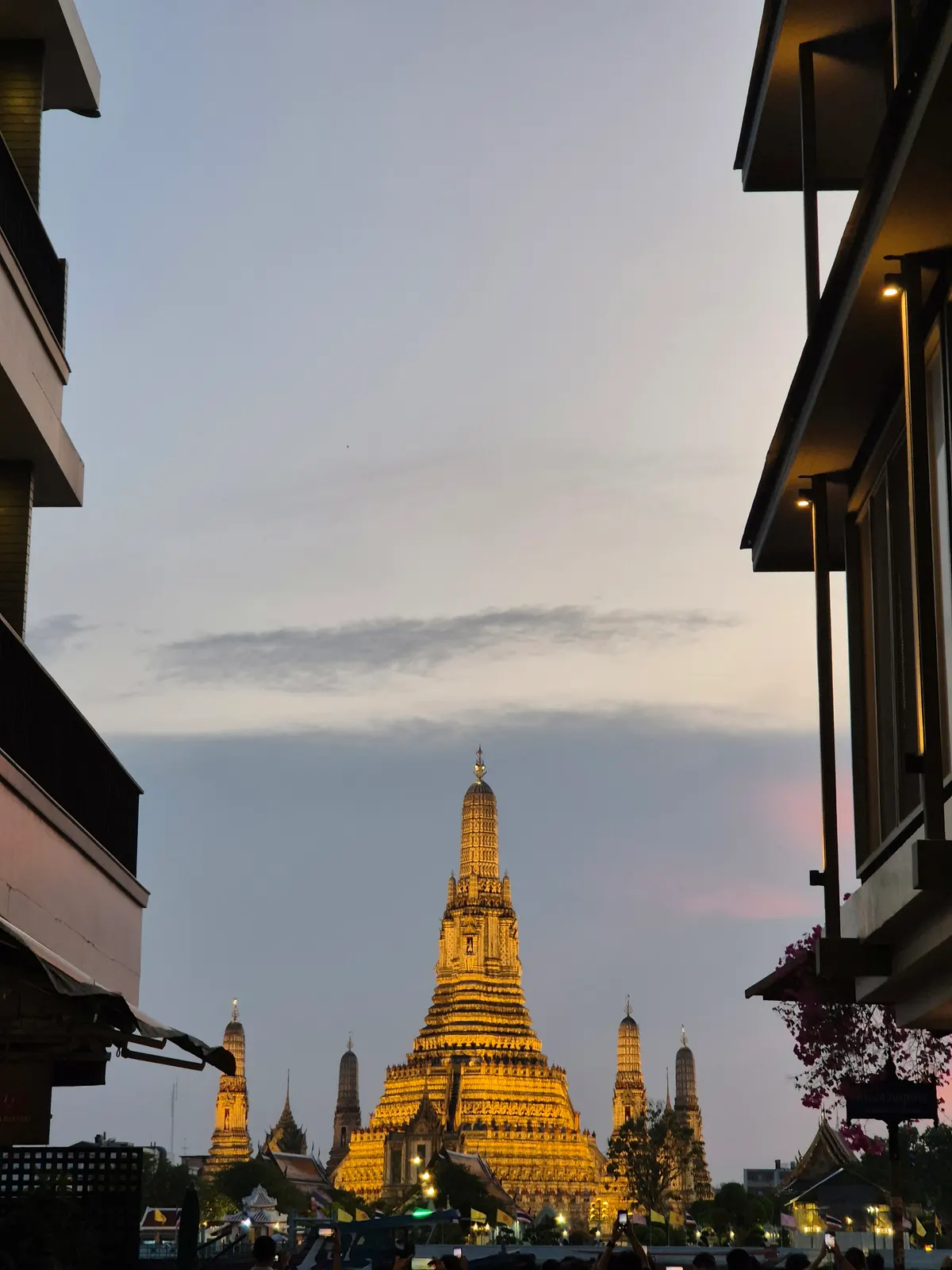 Main view at Wat Arun Viewing Point Bangkok — travel photo
