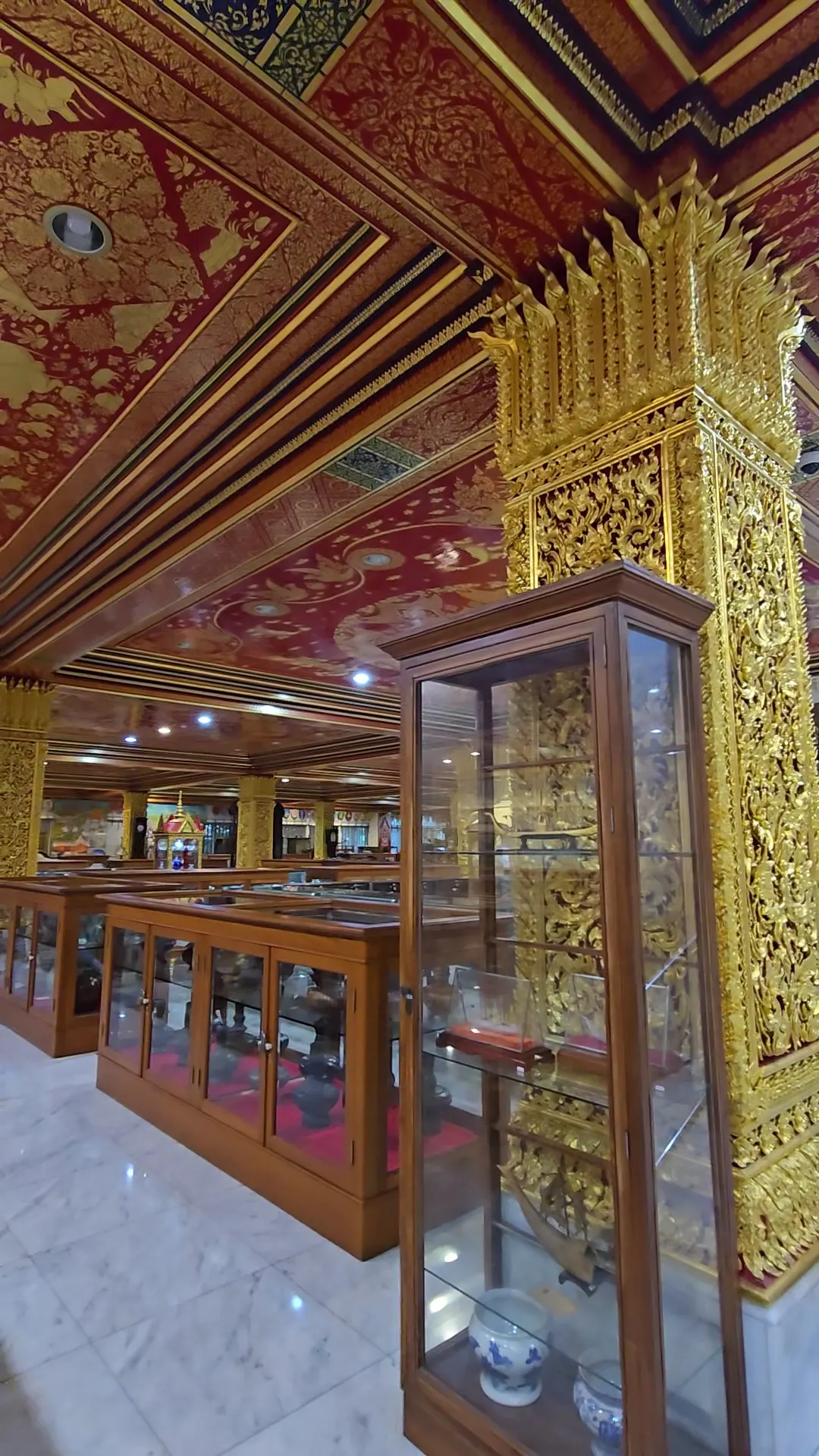 Wat Paknam Phasi Charoen