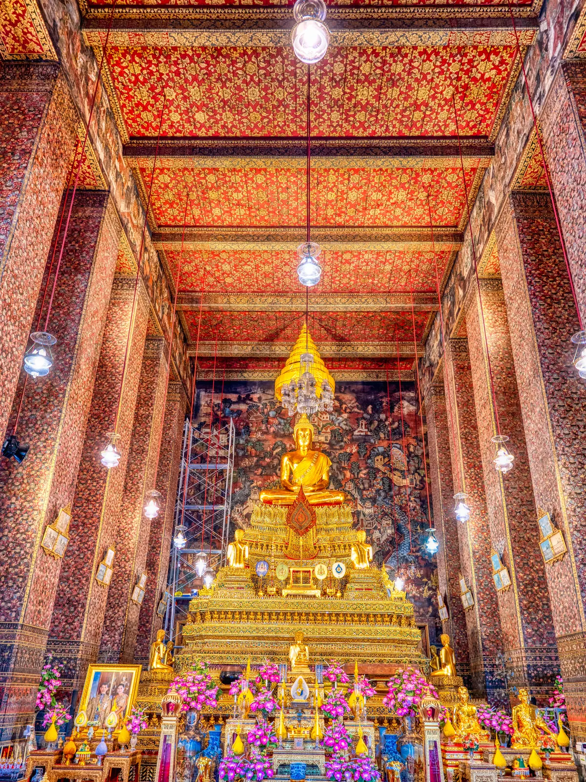 Main view at Wat Phra Chetuphon Wimon Mangkhalaram Rajwaramahawihan Bangkok — travel photo