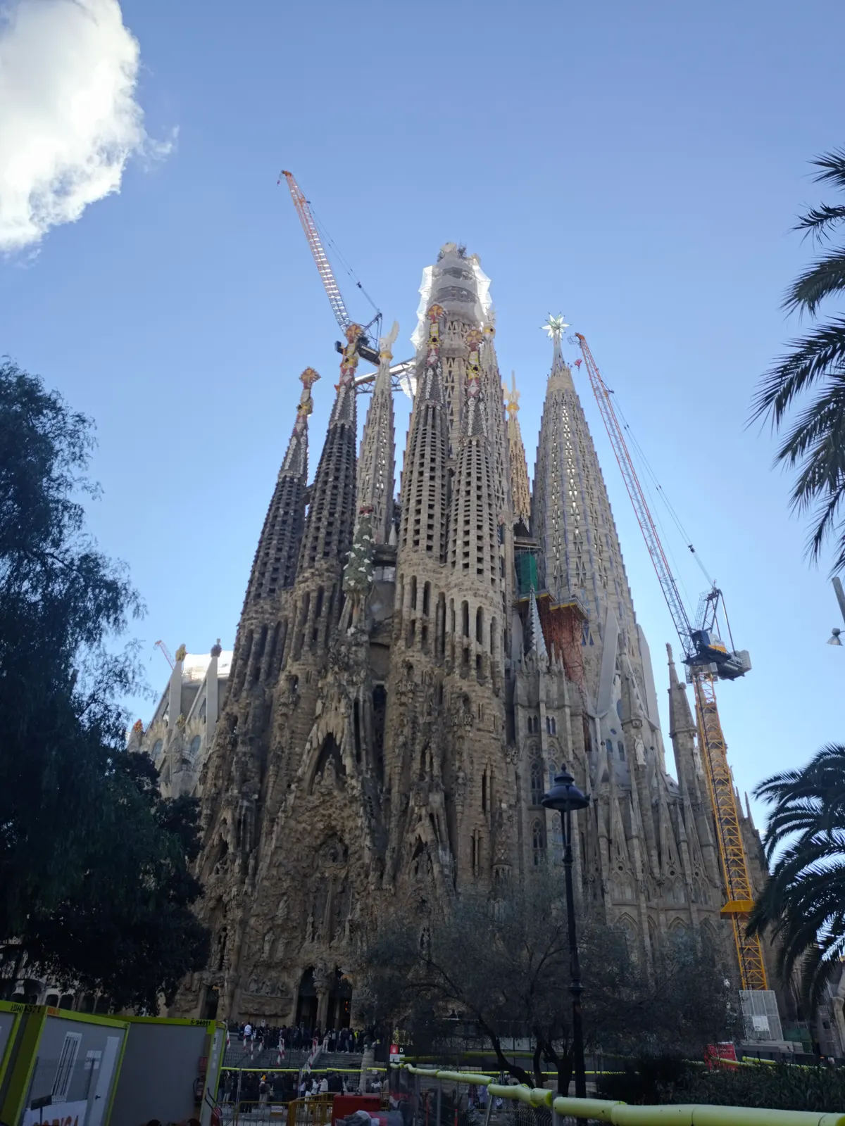 Basilica of the Sagrada Familia — culture guide Barcelona