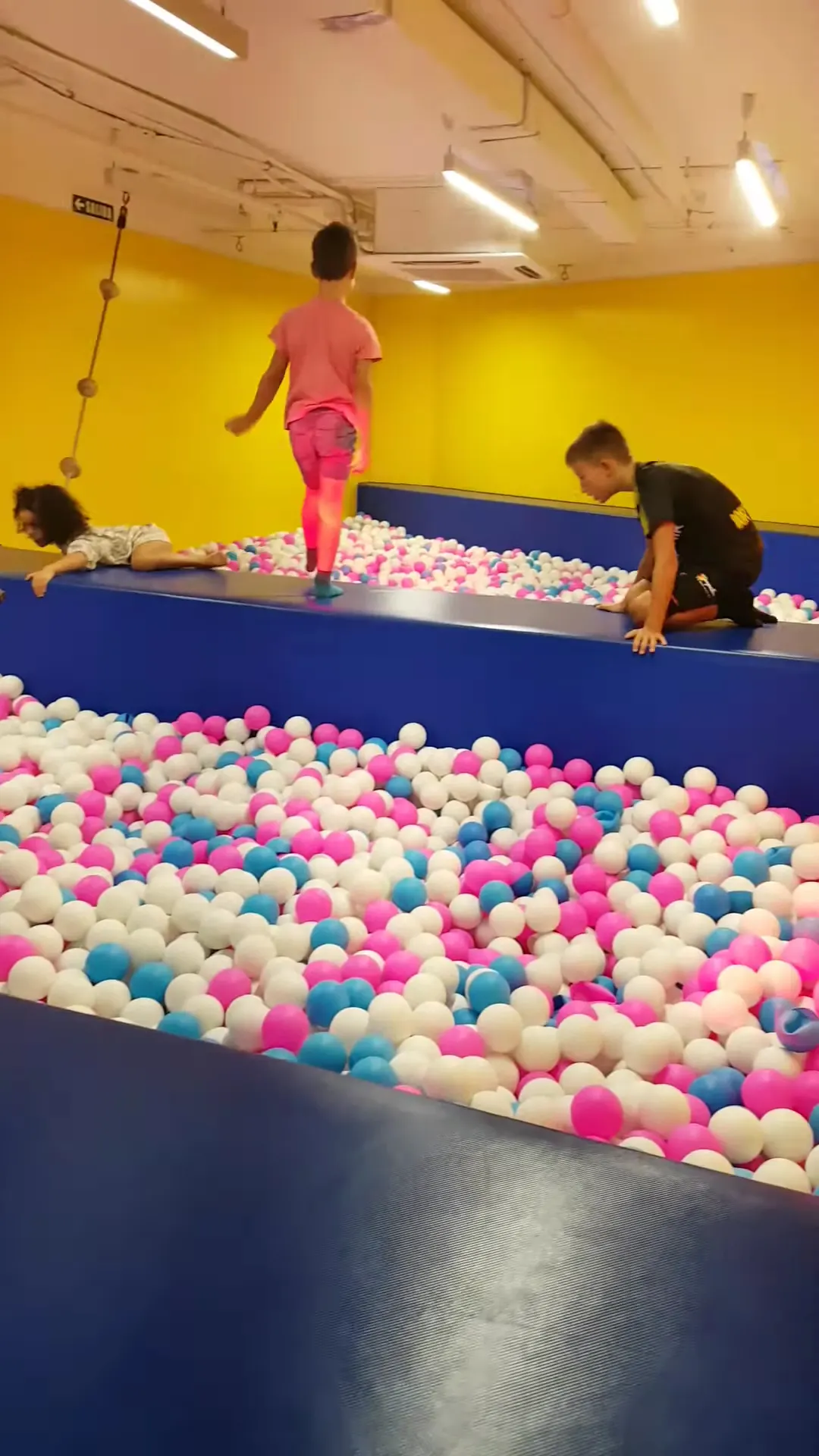 Interior at BIG FUN MUSEUM Barcelona — travel photo