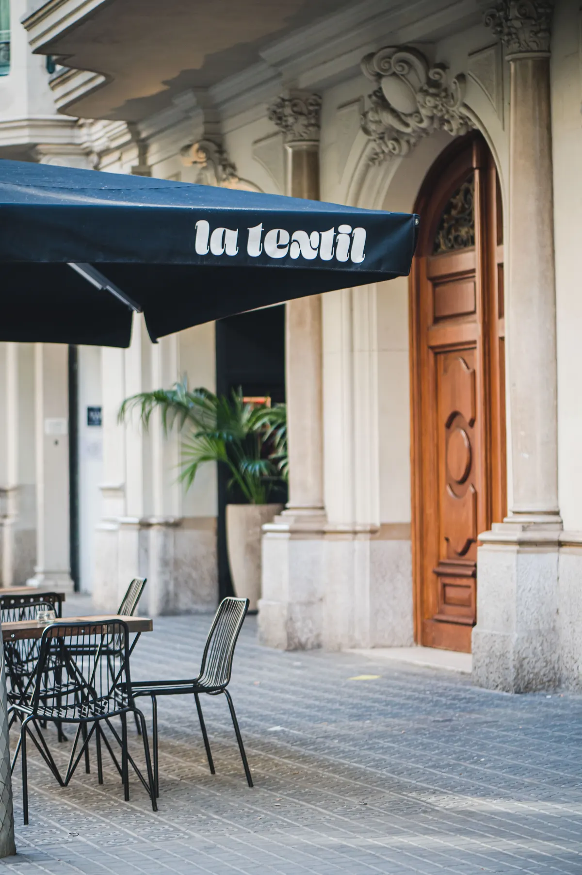 la textil collective / 303 audiophile bar — hidden gems guide Barcelona