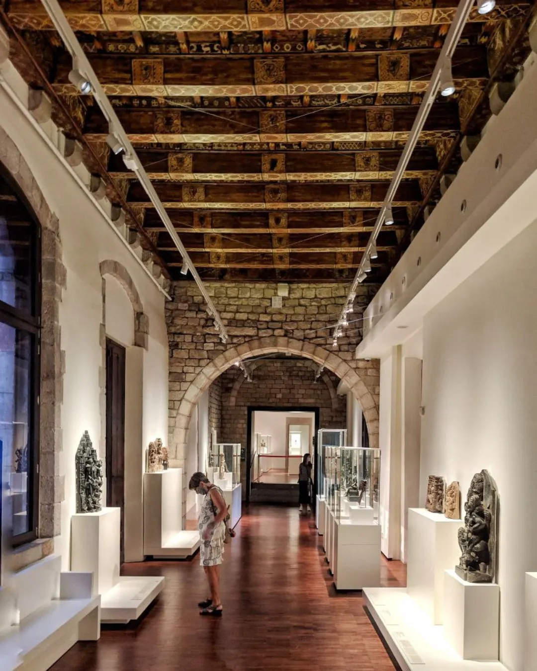 Details at Museu Etnològic i de Cultures del Món (Seu Montcada) Barcelona — travel photo
