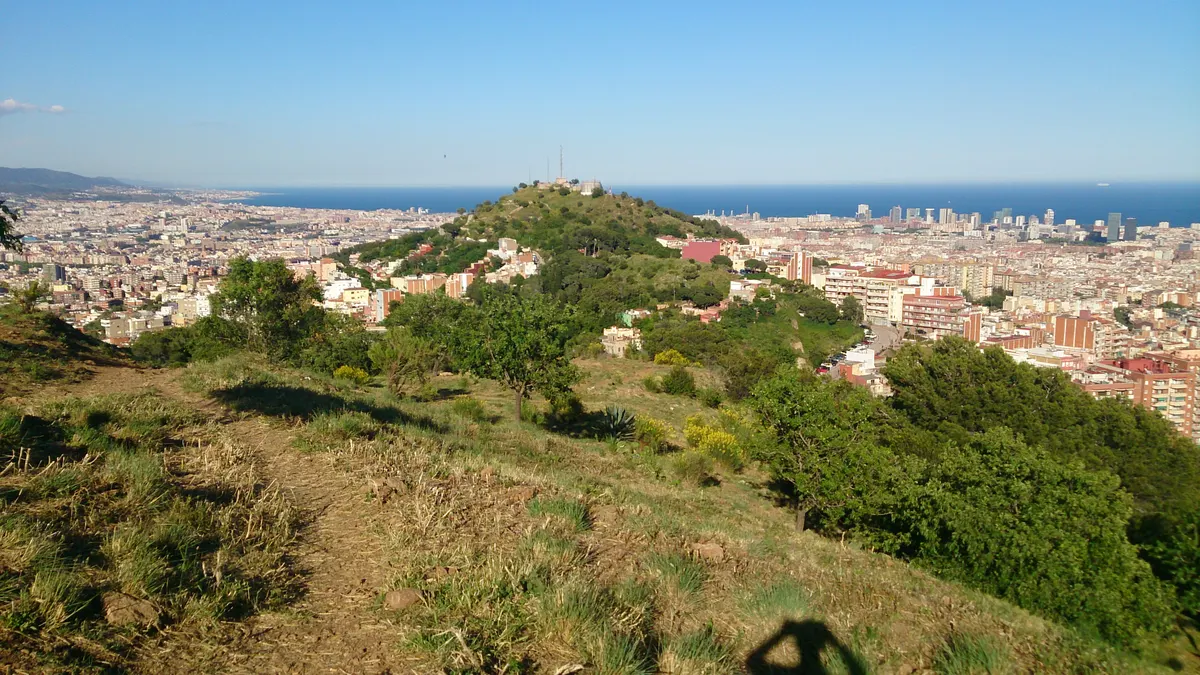Details at Parc del Turó del Carmel Barcelona — travel photo