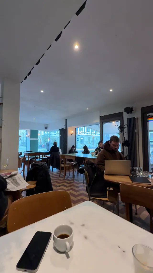 Café frühling - Kaffeemacher