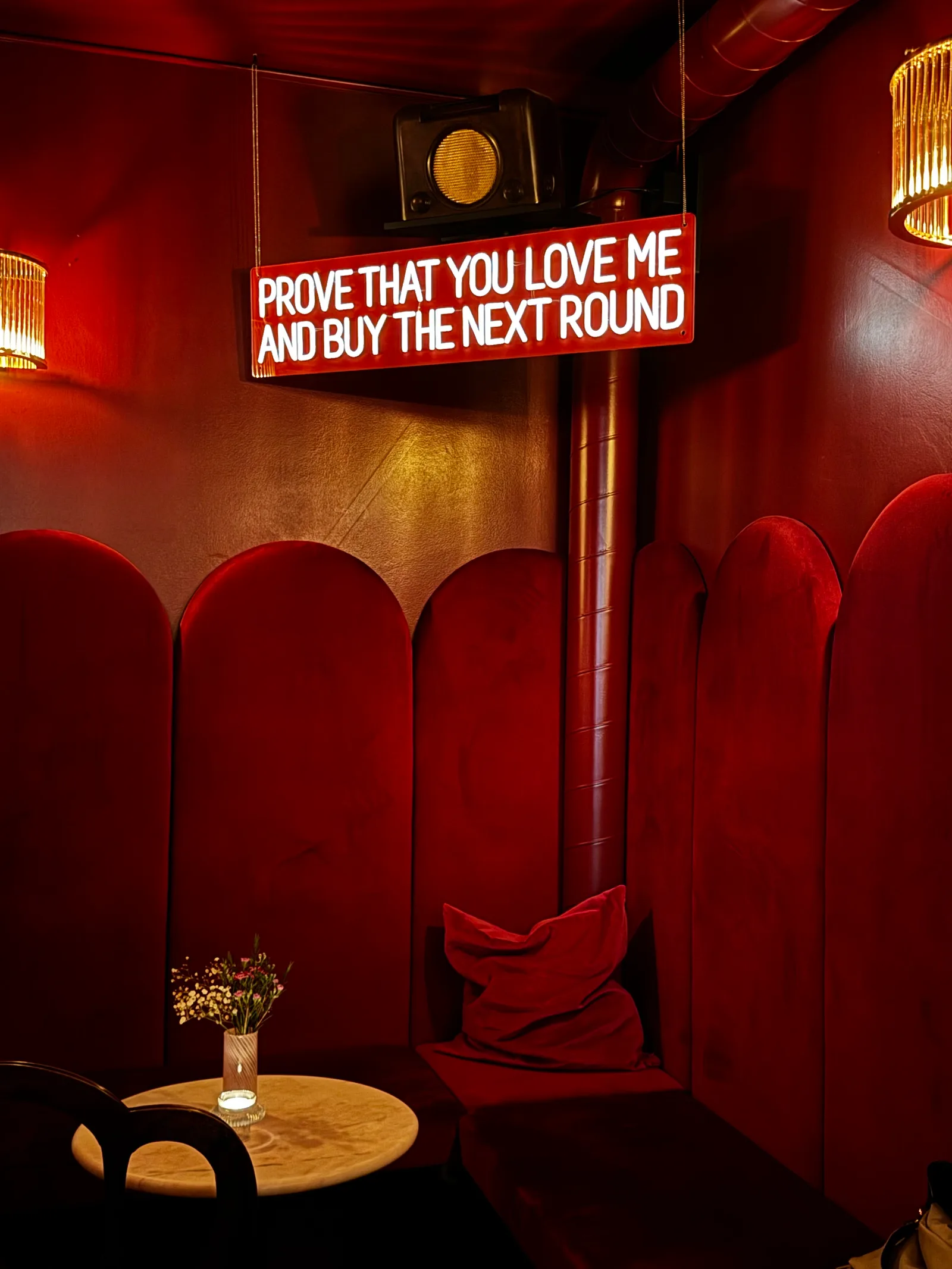 Atmosphere at Derrière Cocktailbar Basel Basel — travel photo