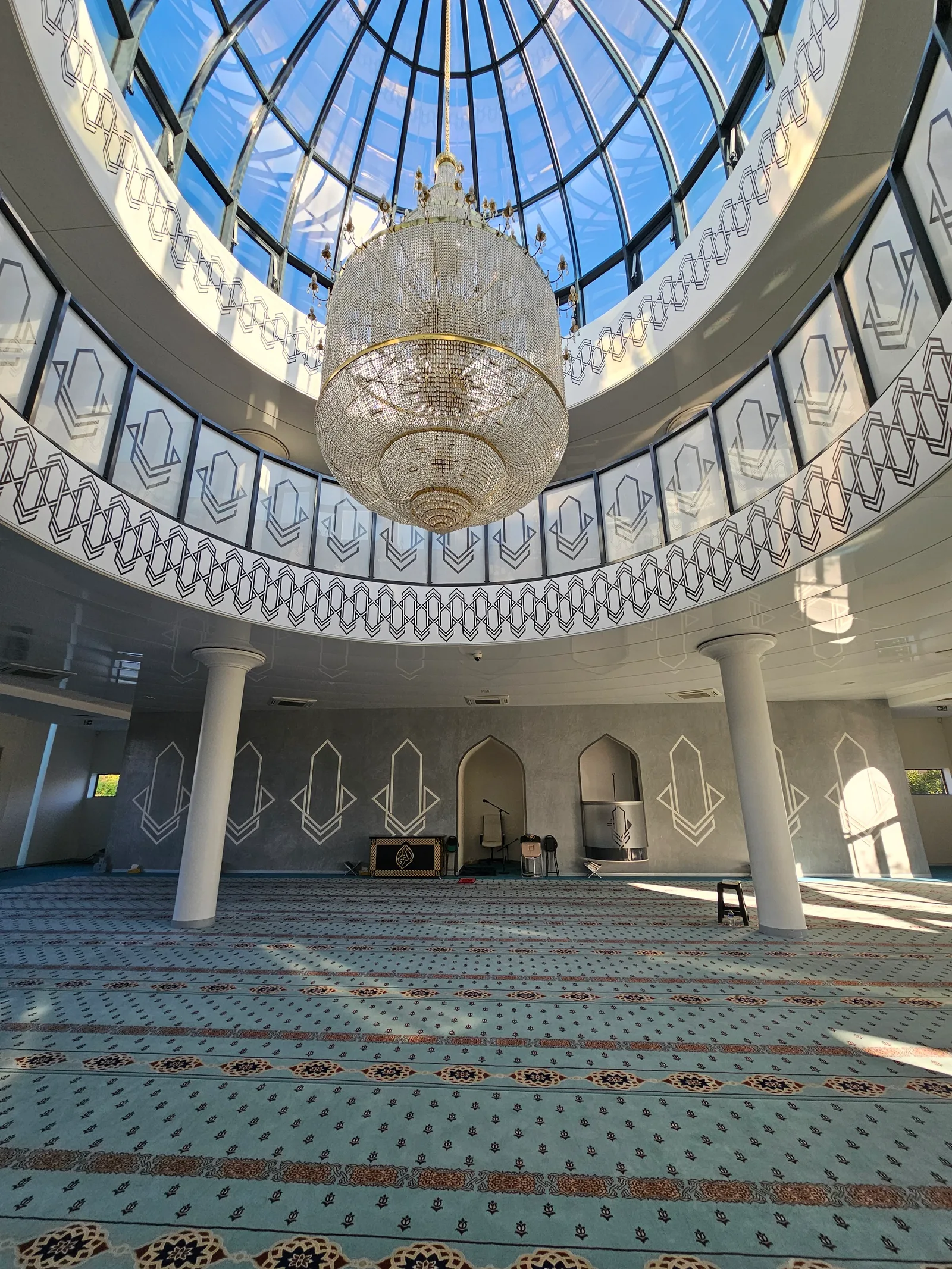 Interior at Grande Mosquée de Saint-Louis (Mosquée des 3 frontières) Basel — travel photo