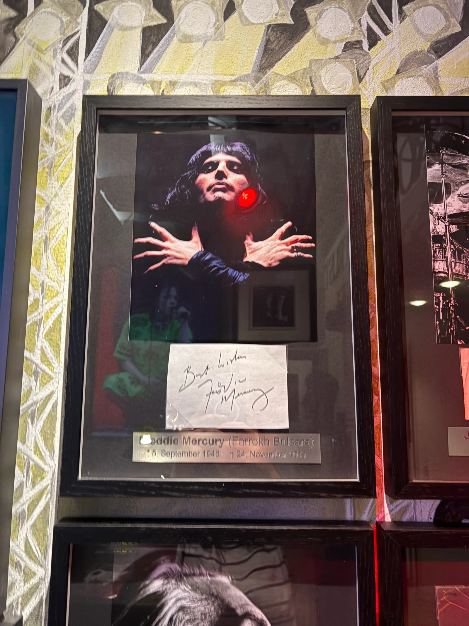 Atmosphere at L'Unique | House of Rock Basel — travel photo