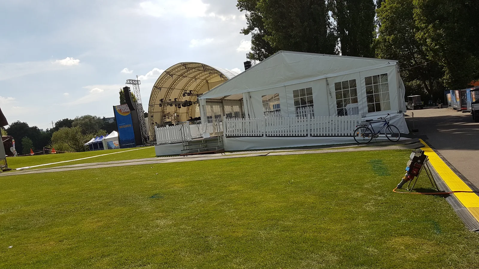 Atmosphere at Park im Grünen - Spielplatz Basel — travel photo