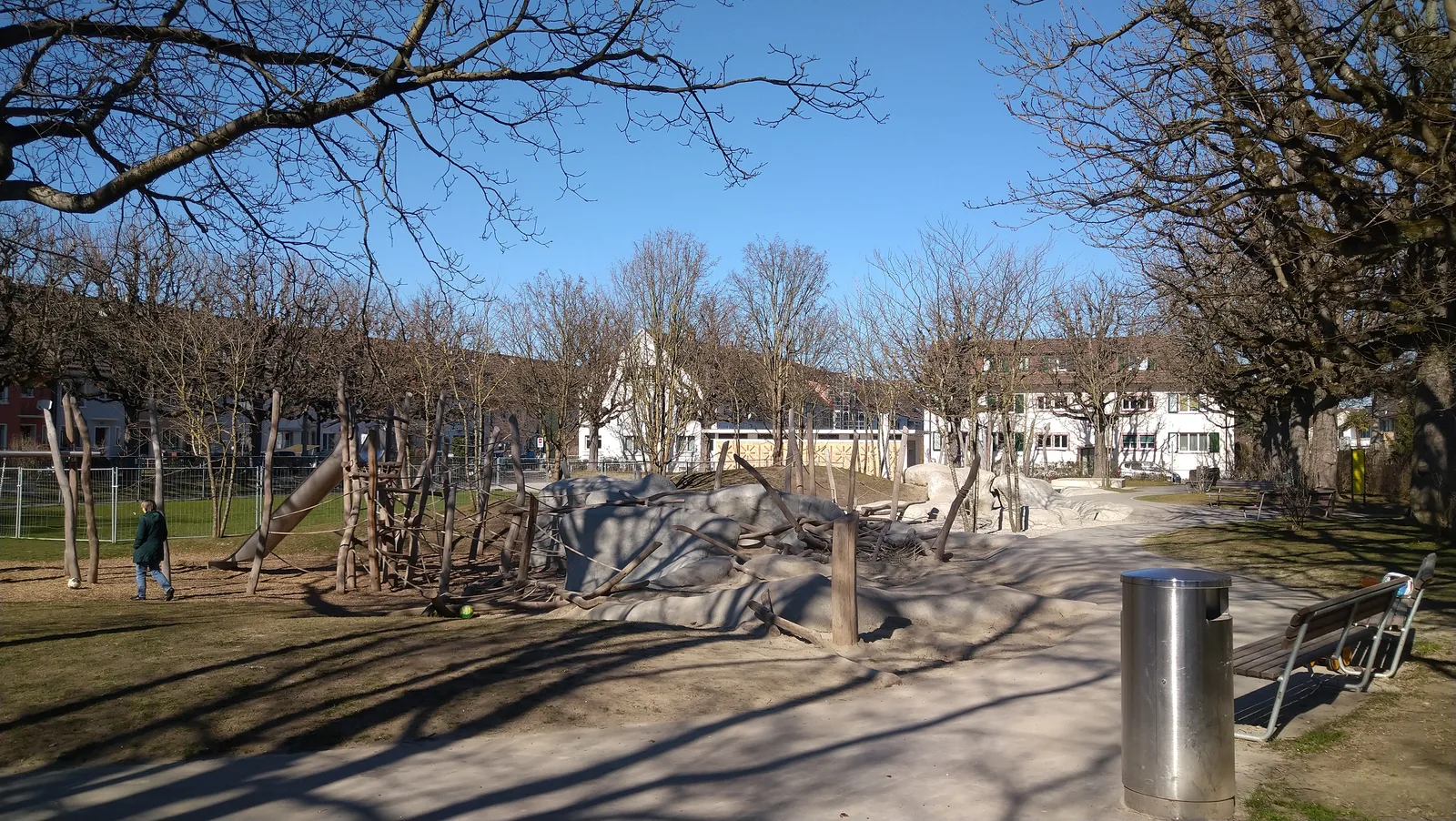Atmosphere at Spielplatz Steinbühlmätteli Basel — travel photo