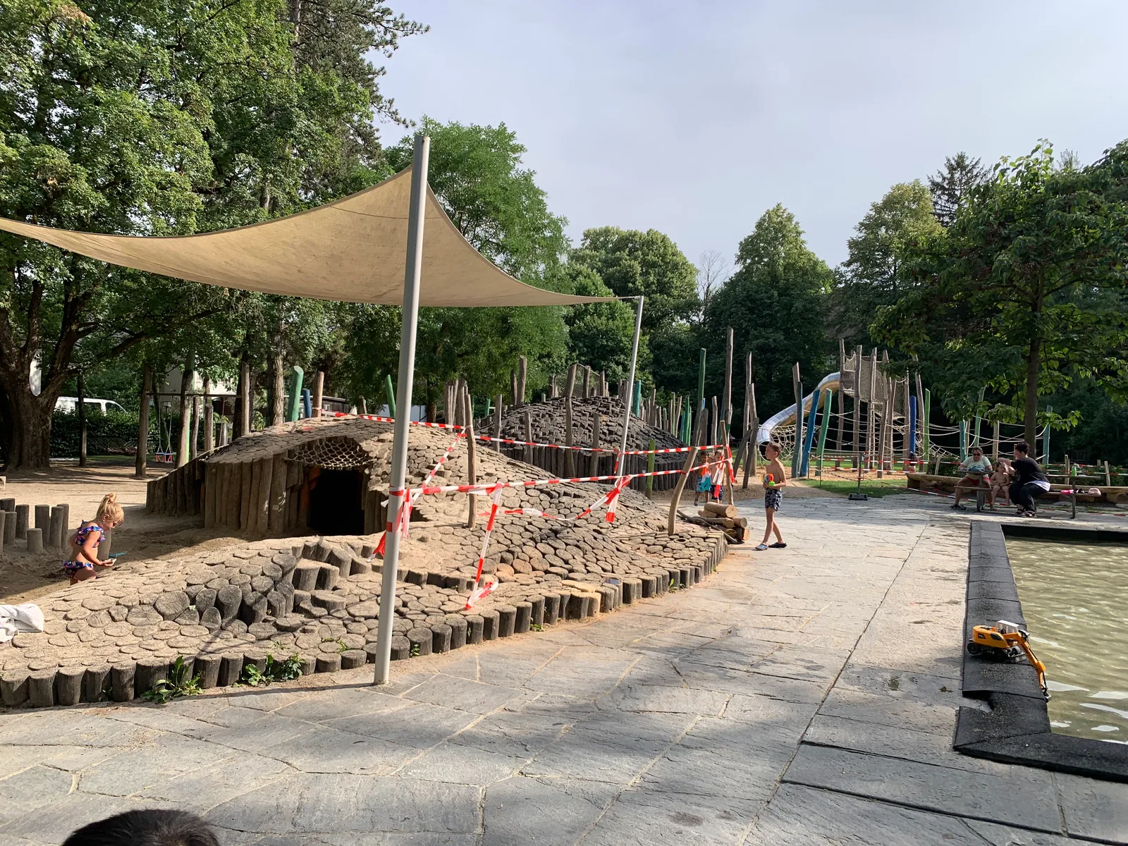 Interior at Spielplatz Wettsteinanlage Basel — travel photo