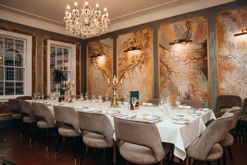 Square Grill Brasserie Restaurant & Piano Bar Bath