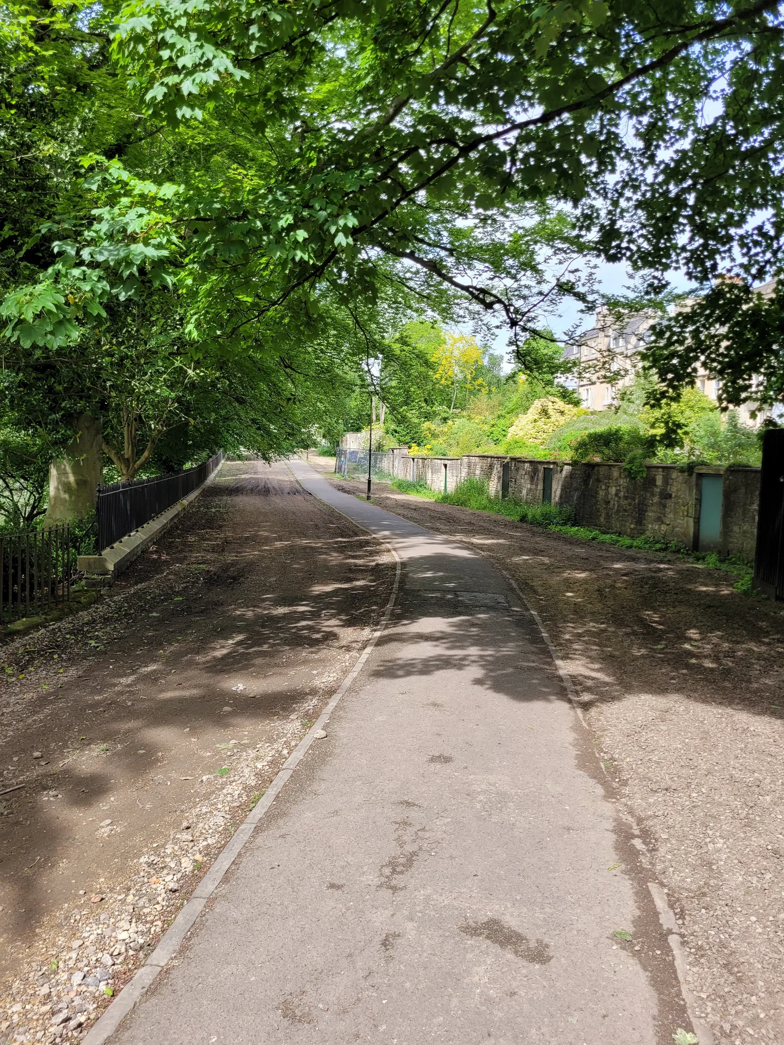 Atmosphere at The Gravel Walk Bath — travel photo