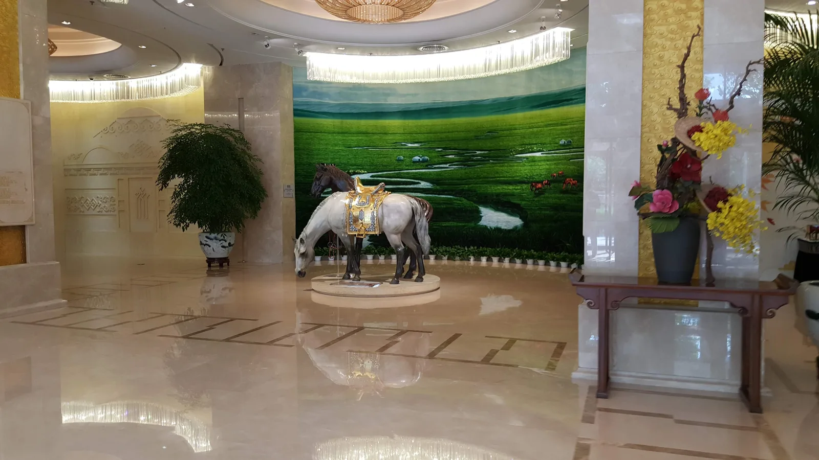 Details at Dongdan Gongyuan Beijing — travel photo