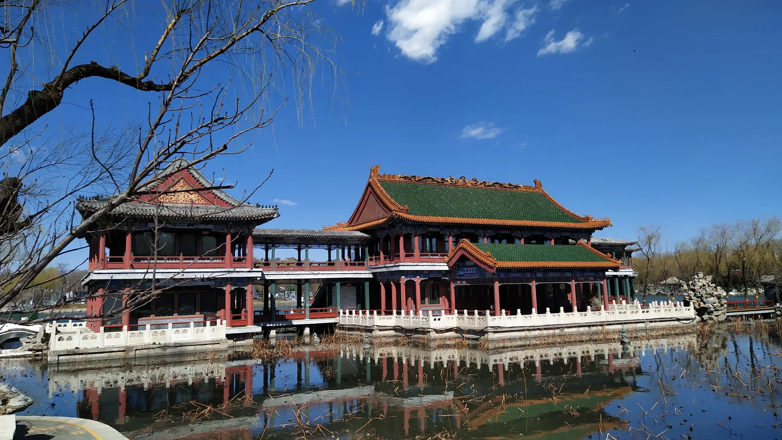 Main view at Longtan Lake Park Beijing — travel photo