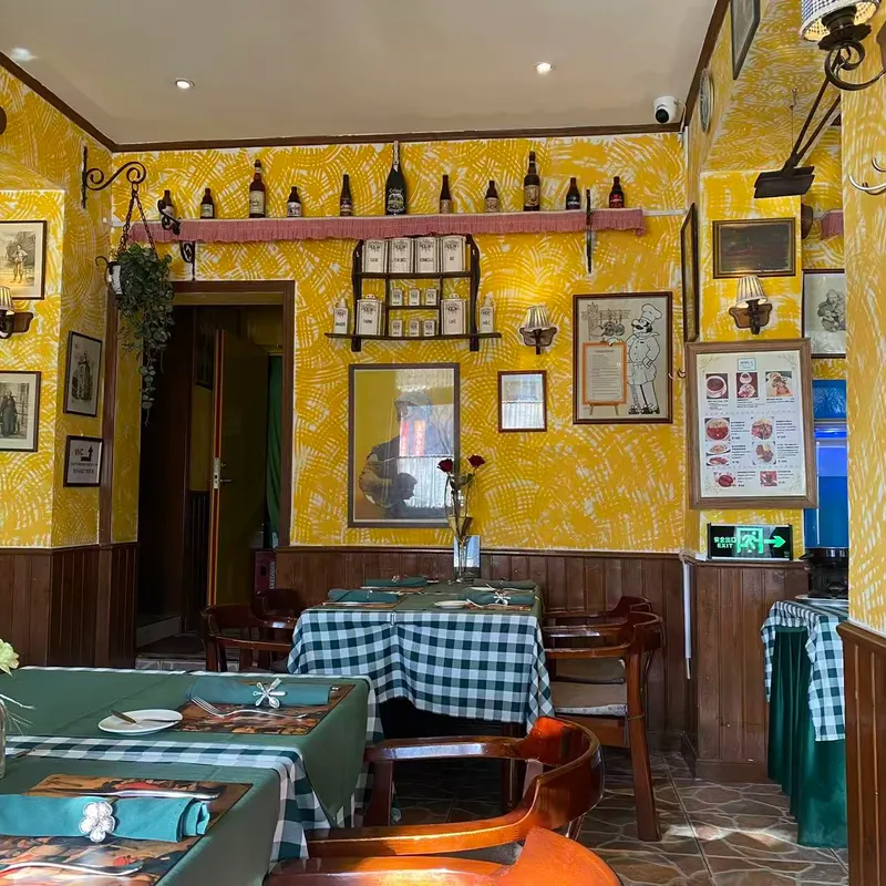 Morel's Restaurant & Café