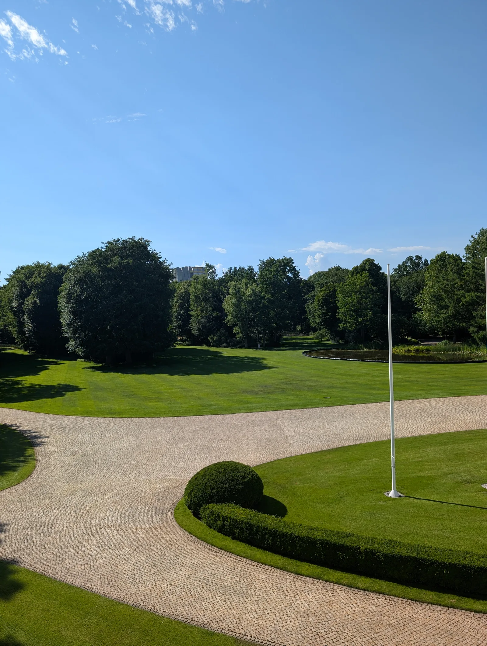 Atmosphere at Bellevue Palace Berlin — travel photo