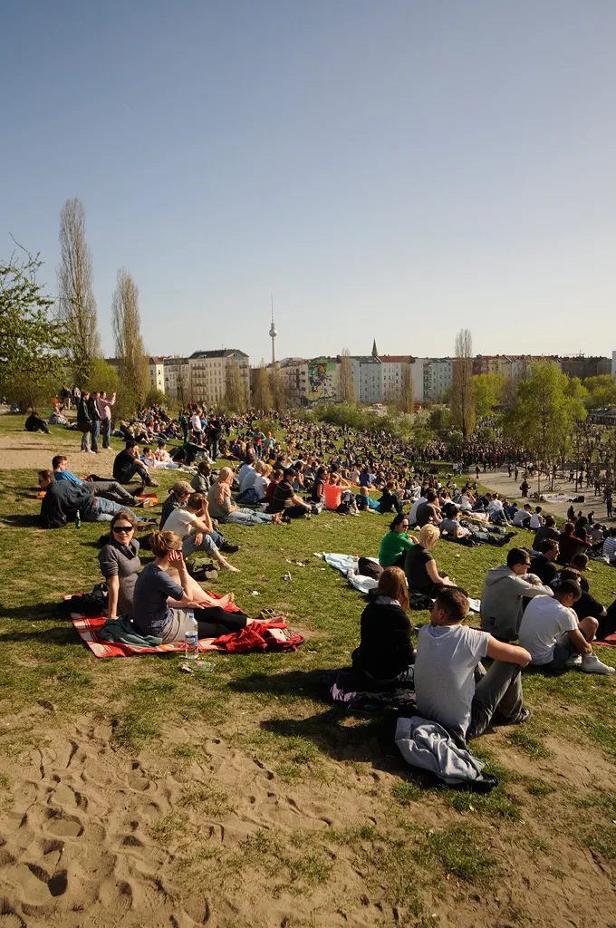 Atmosphere at Mauerpark Berlin — travel photo