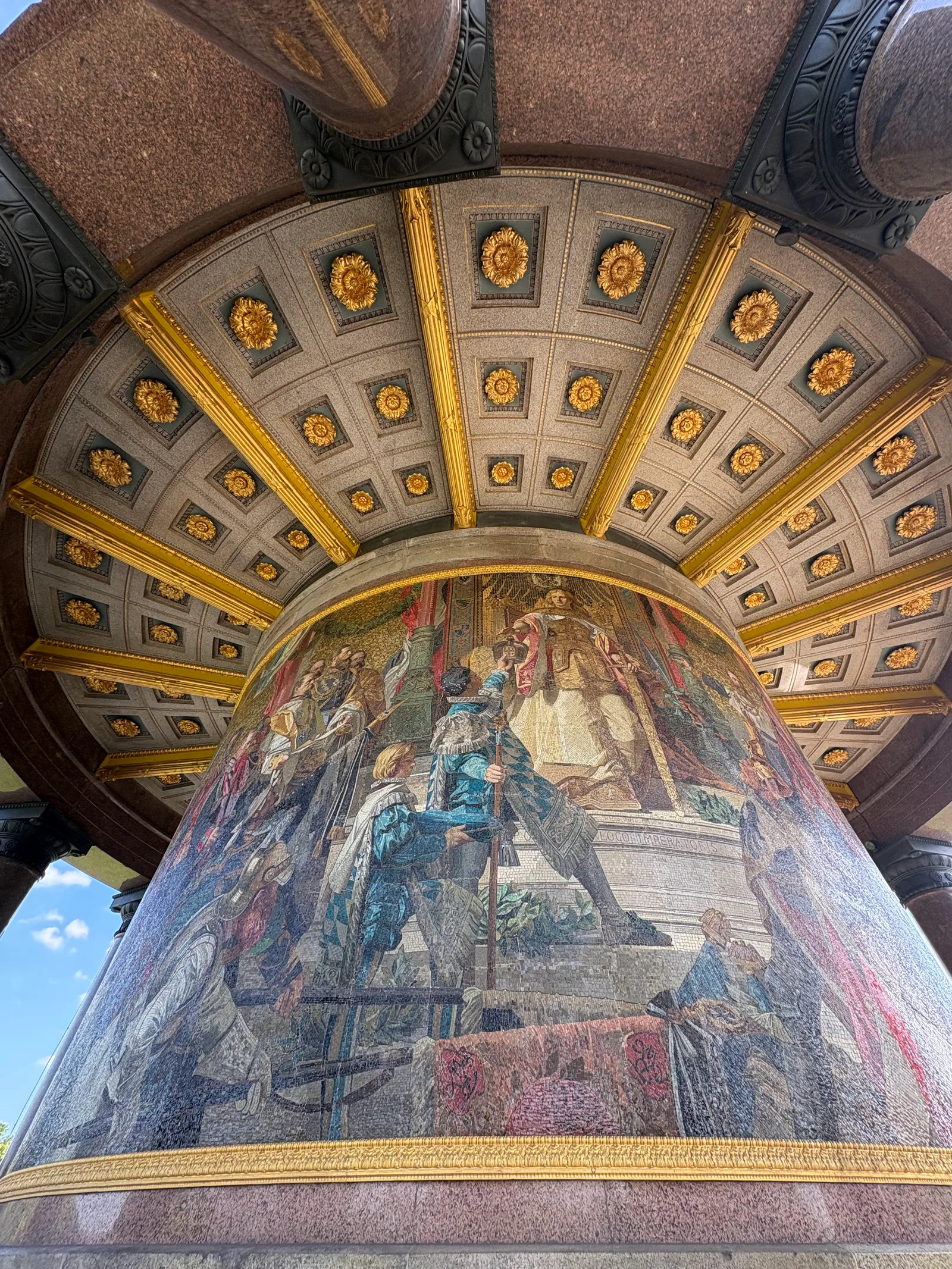 Details at Victory Column Berlin — travel photo