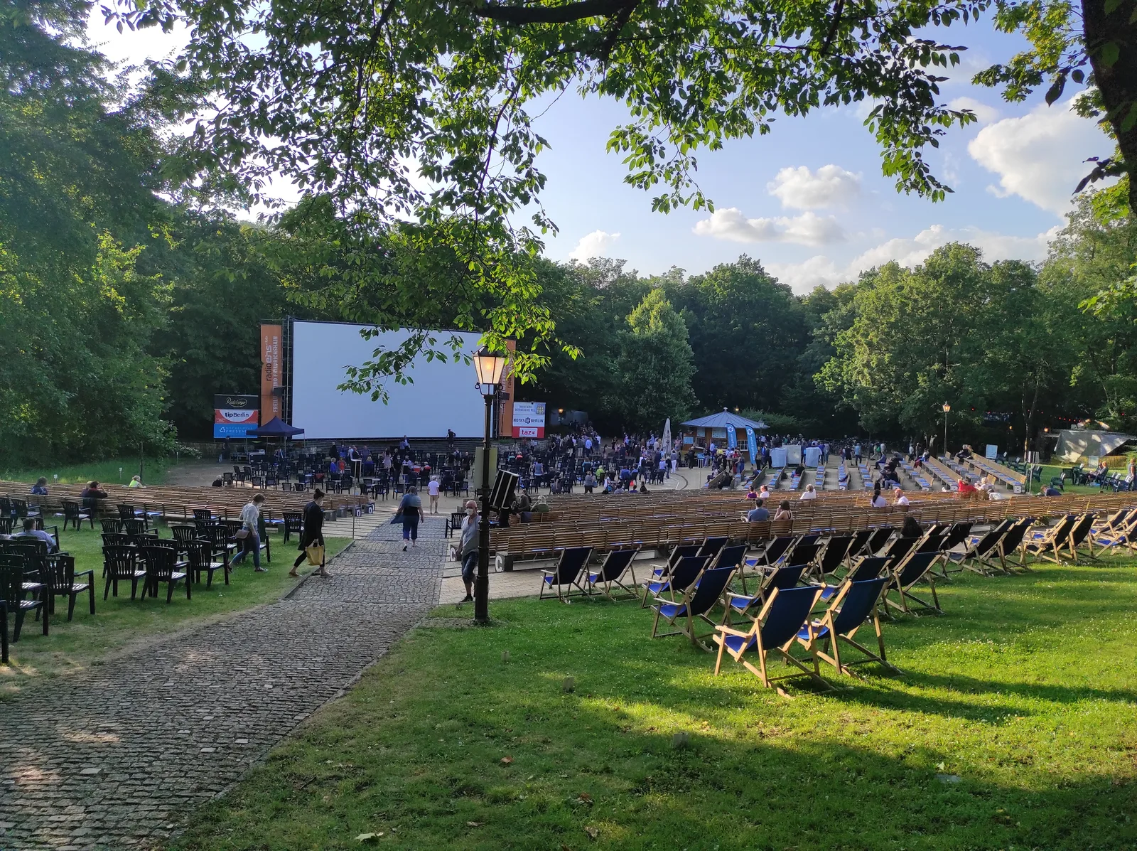 Atmosphere at Volkspark Friedrichshain Berlin — travel photo