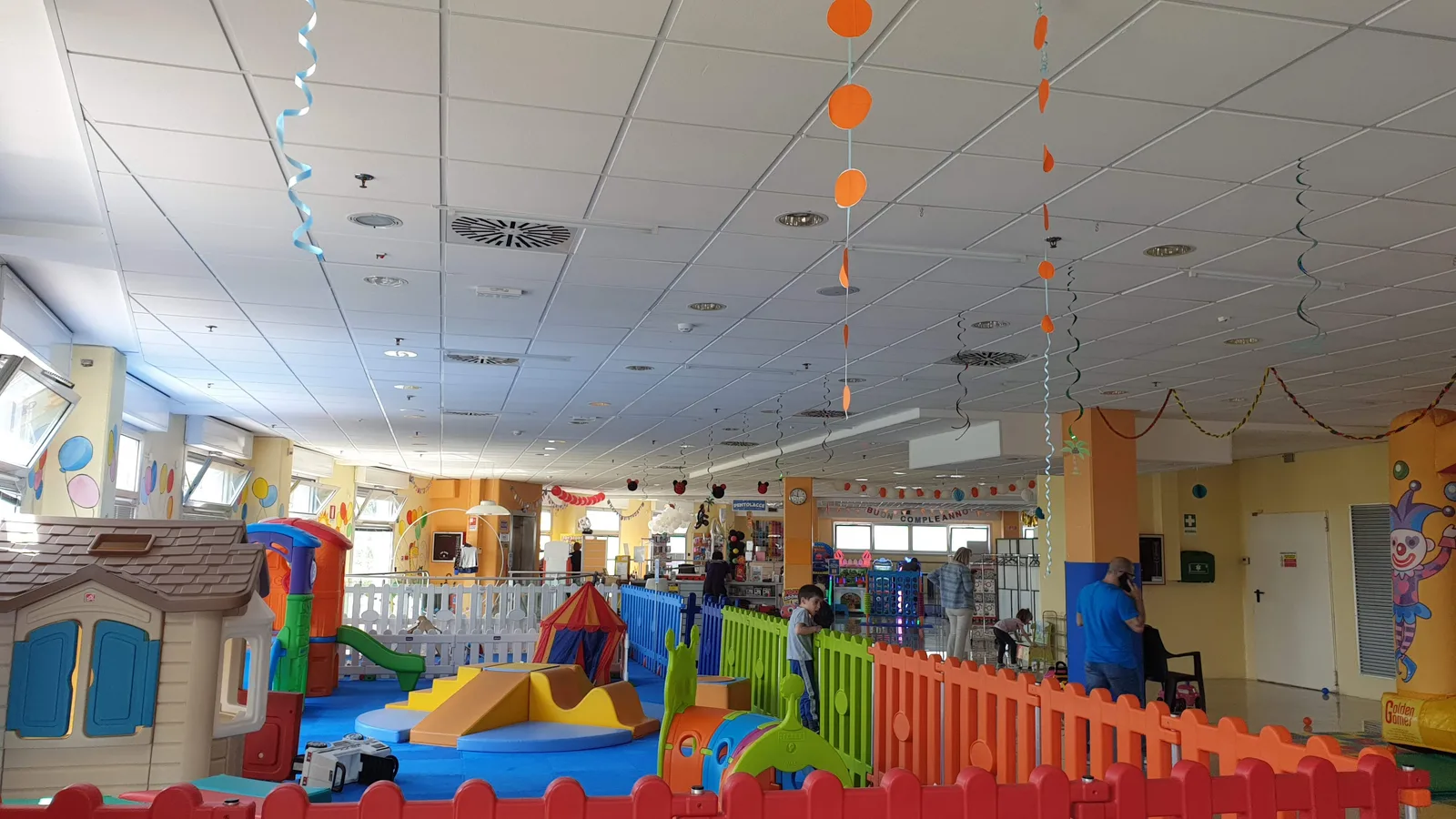 Interior at Ballon Park Bologna — travel photo