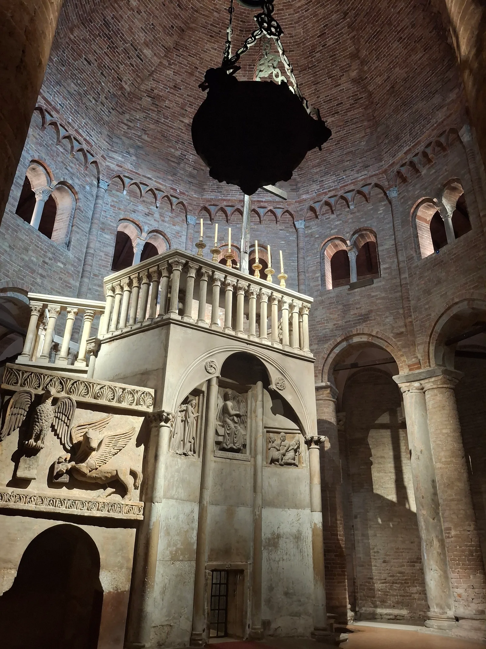 Details at Basilica Santuario Santo Stefano - Complesso delle Sette Chiese Bologna — travel photo