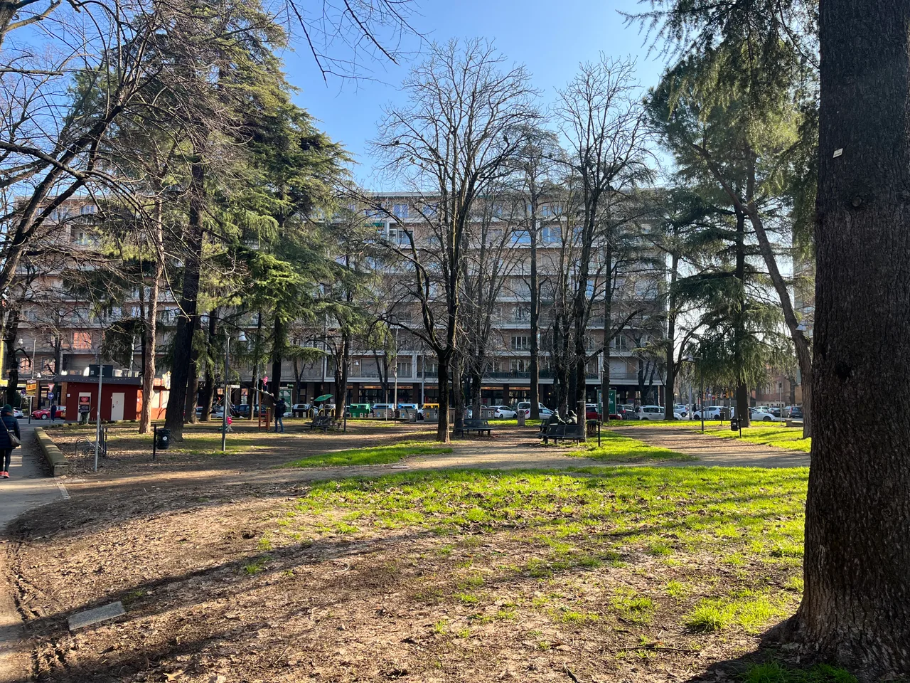 Giardino Padre Ernesto Caroli Piazza Trento Trieste — romantic guide Bologna
