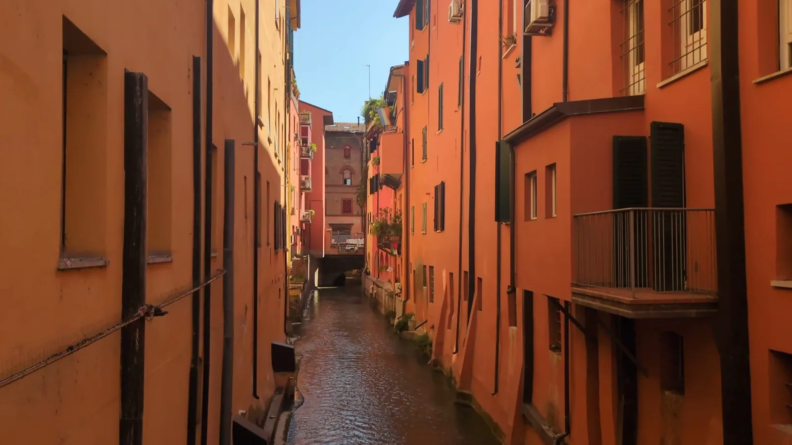 Main view at La Piccola Venezia Bologna — travel photo